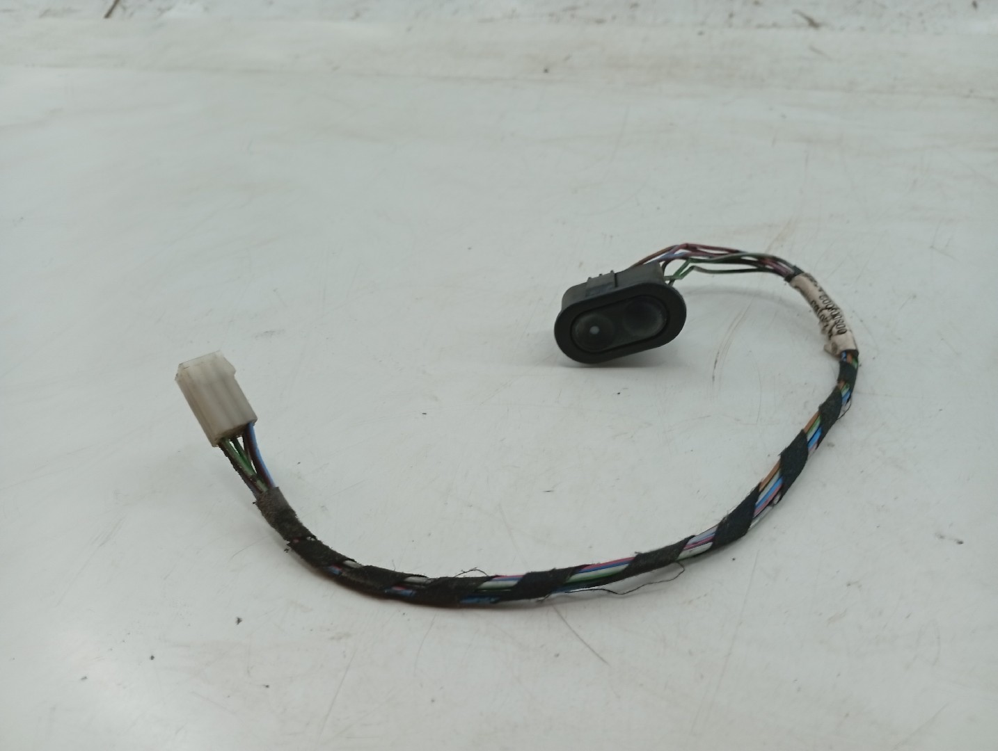Comutador de vidro frente direito OPEL CORSA B Caixa (S93) | 94 - 01 Imagem-4