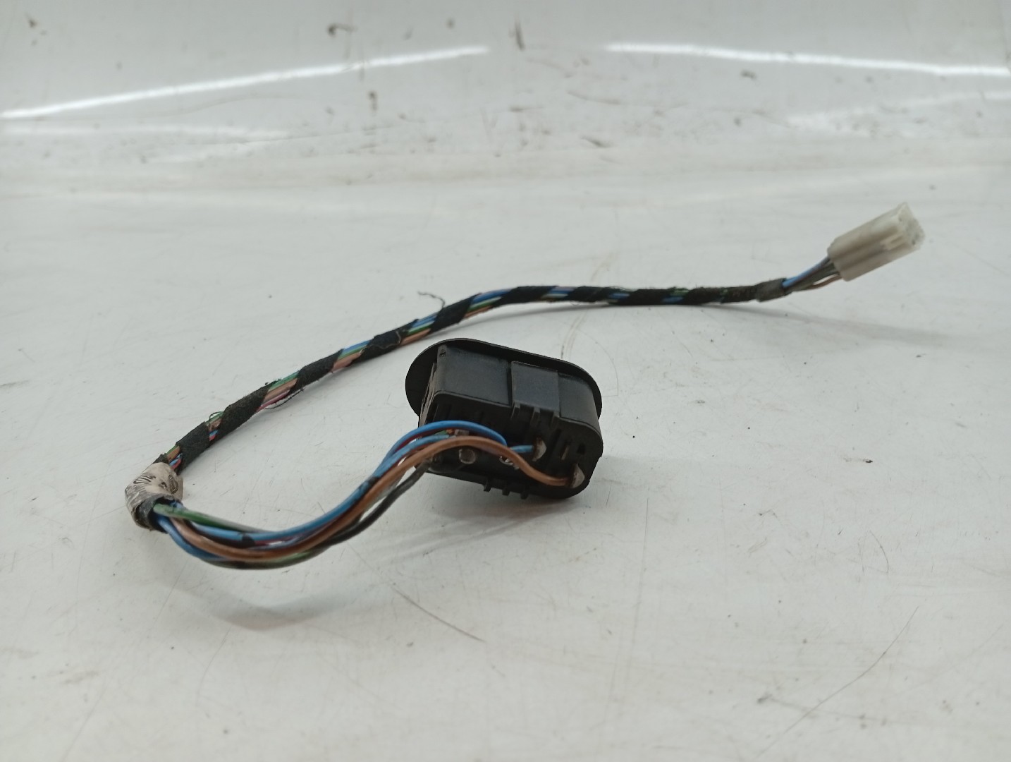 Comutador de vidro frente direito OPEL CORSA B Caixa (S93) | 94 - 01 Imagem-5