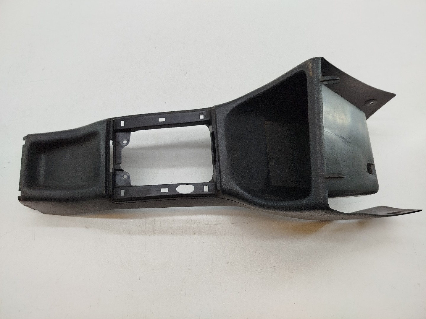 Moldura Consola Central VOLKSWAGEN VENTO (1H2) | 91 - 98 Imagem-7