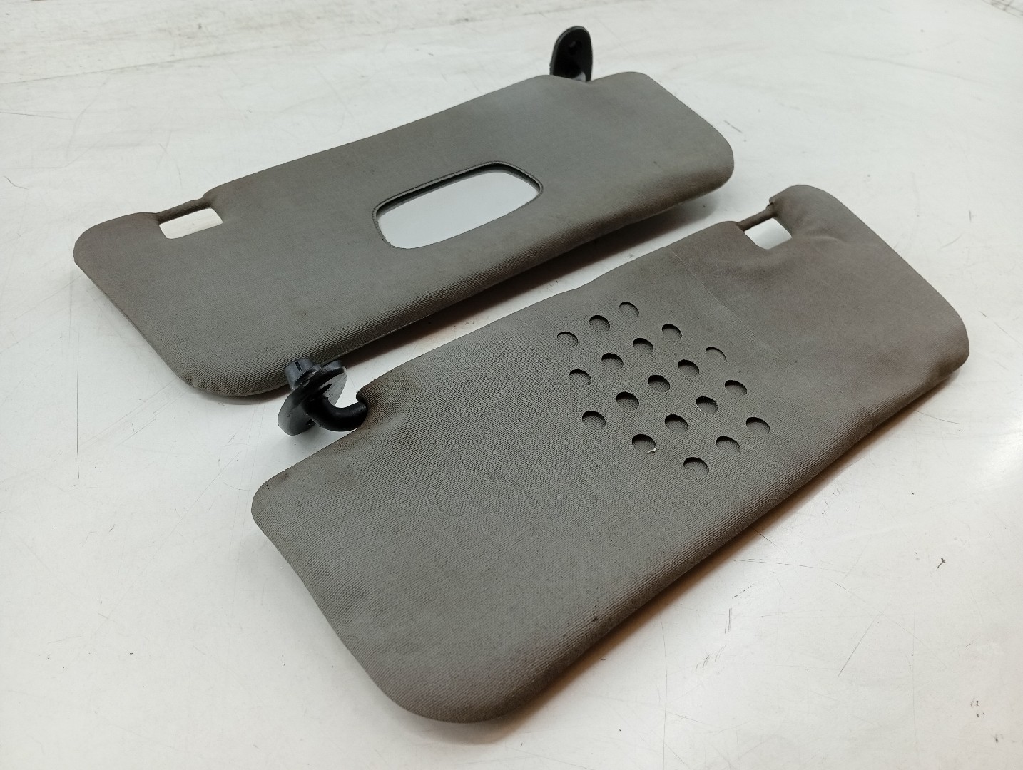 Conjunto 2 Palas de Sol SEAT IBIZA I (021A) | 84 - 93 Imagem-1