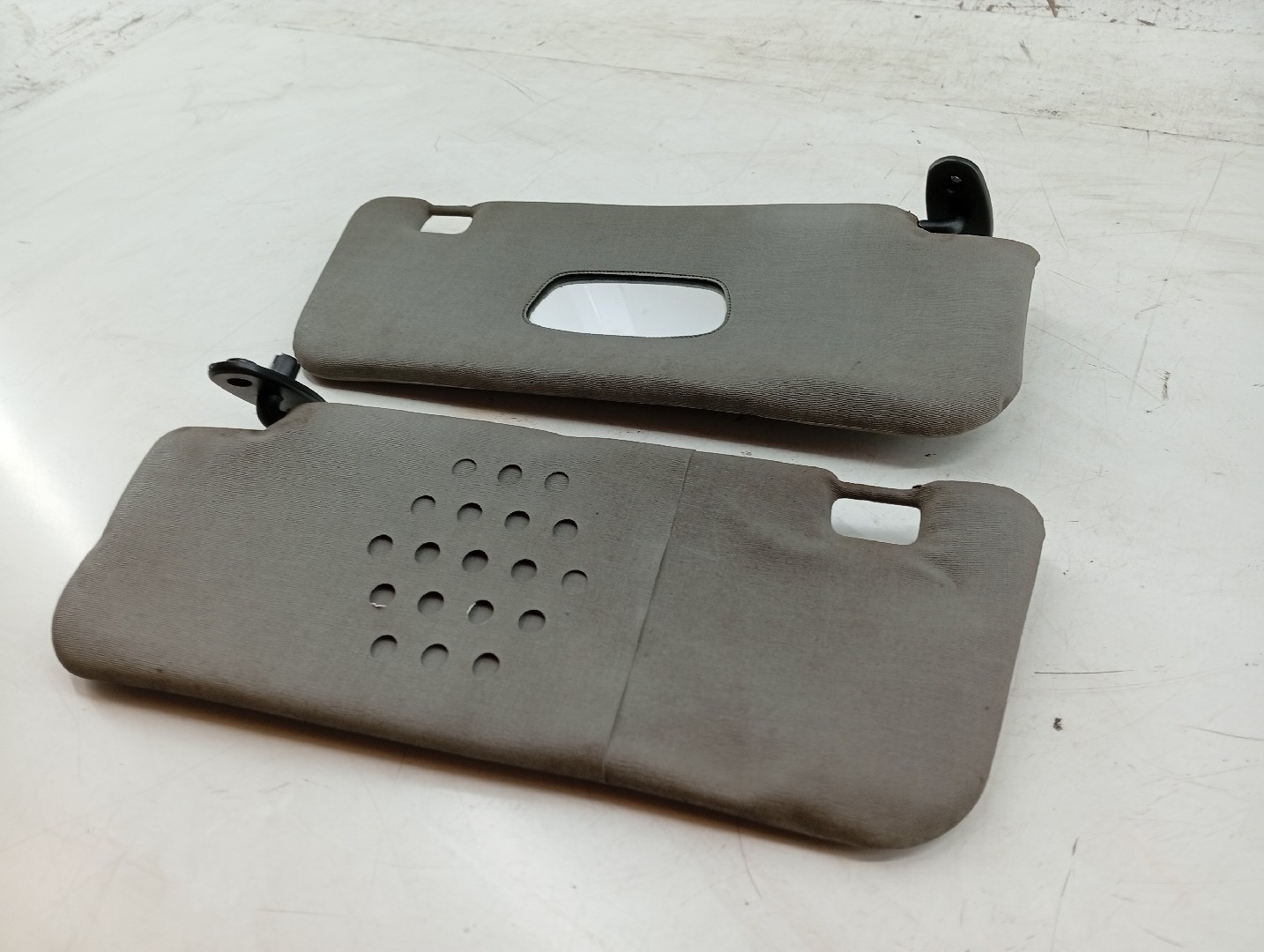 Conjunto 2 Palas de Sol SEAT IBIZA I (021A) | 84 - 93 Imagem-2