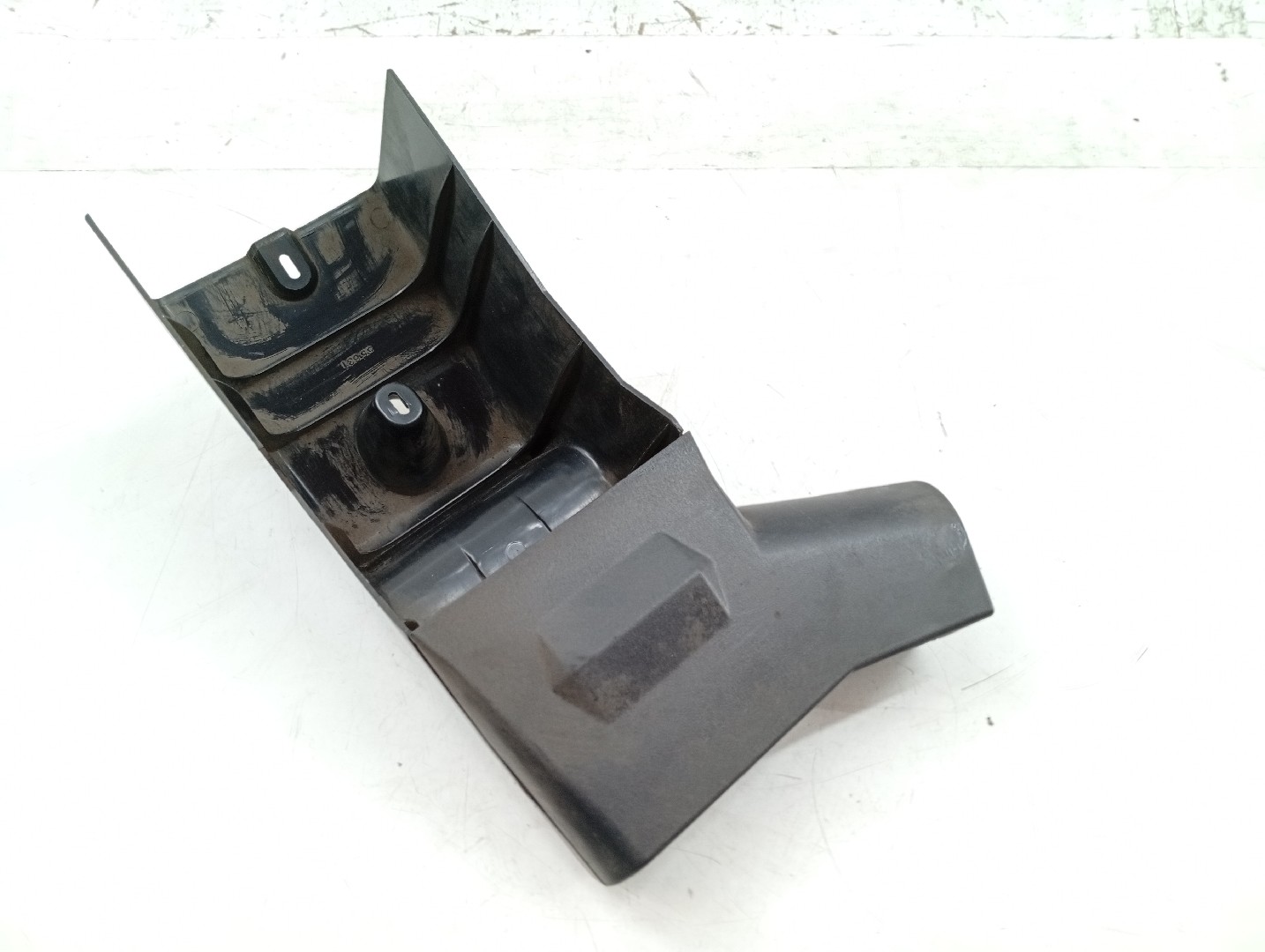 Revestimento da coluna de direção SEAT IBIZA I (021A) | 84 - 93
