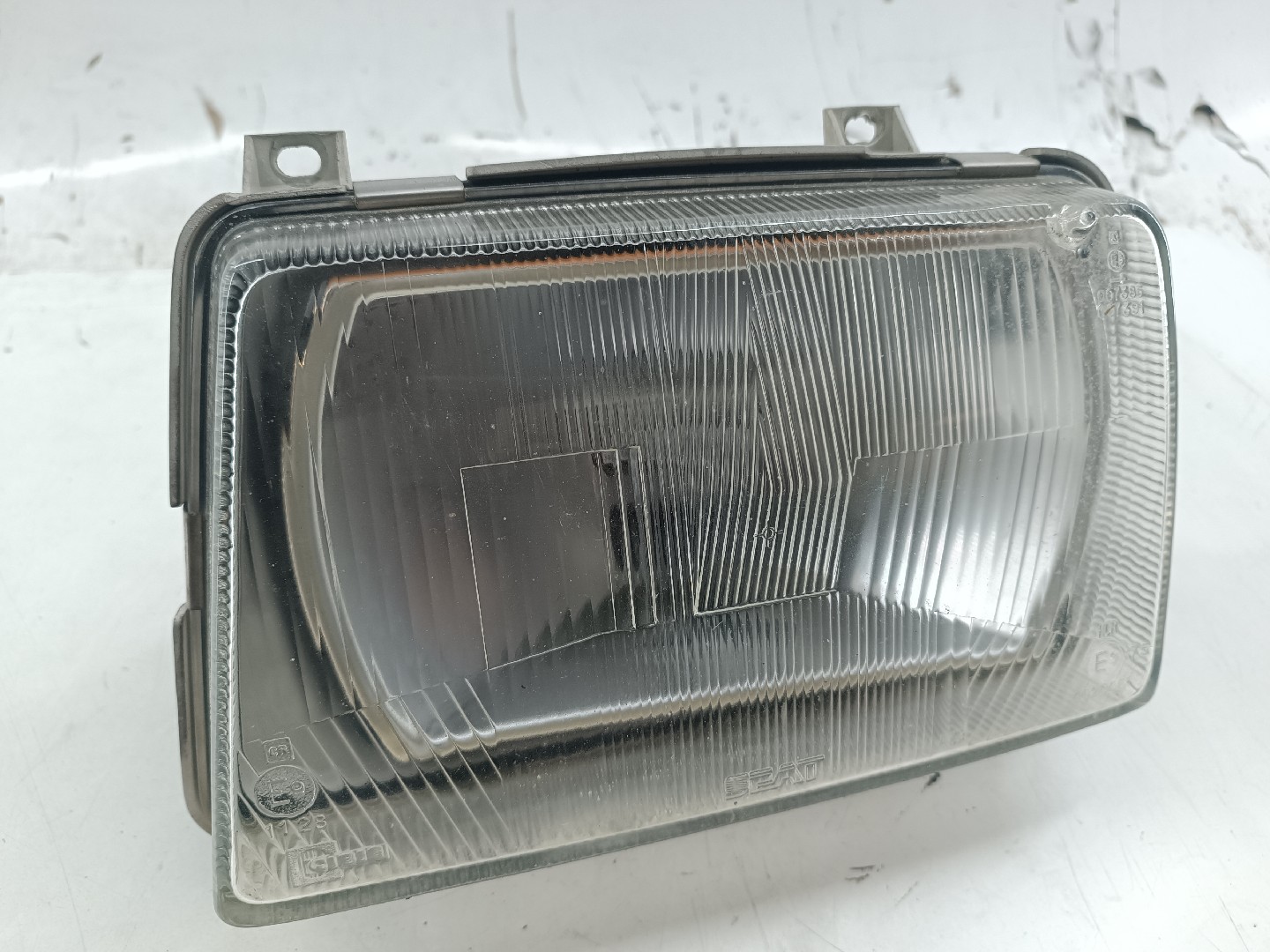 Ótica Esquerda SEAT IBIZA I (021A) | 84 - 93 Imagem-4