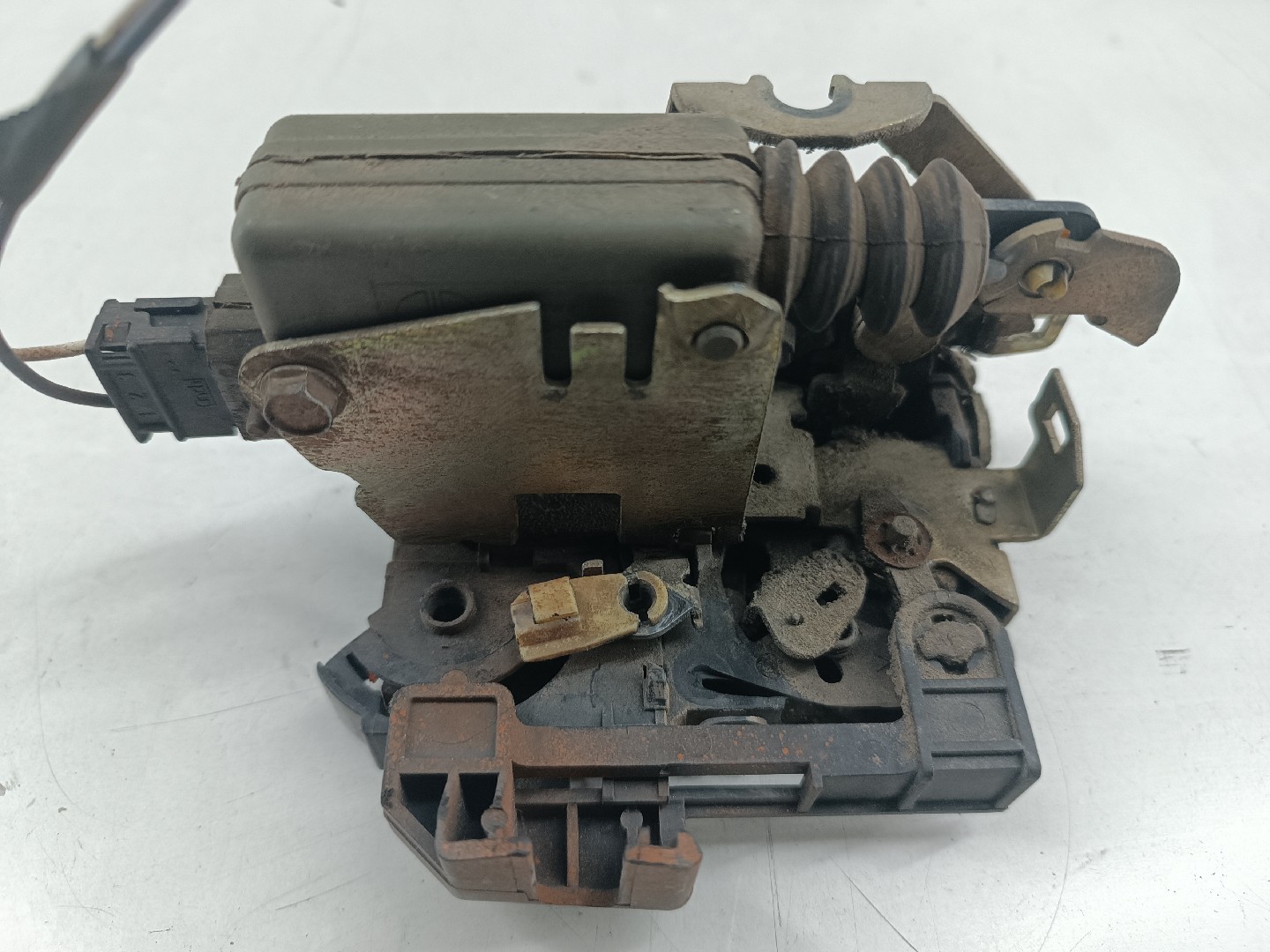 Fecho da Porta Frente Esquerdo RENAULT CLIO II (BB_, CB_) | 98 - 