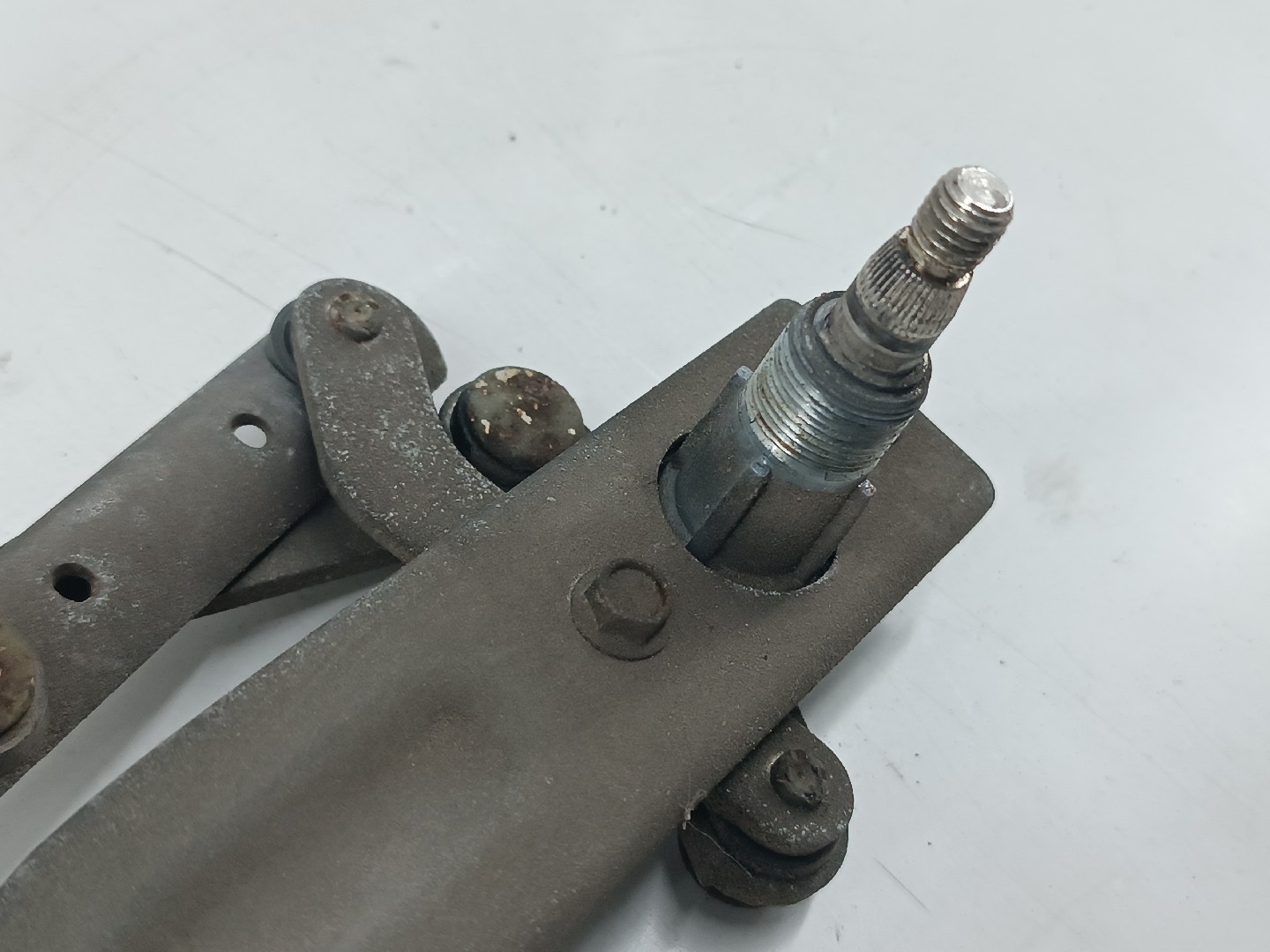 Motor do Limpa Para-Brisas SEAT IBIZA I (021A) | 84 - 93 Imagem-4