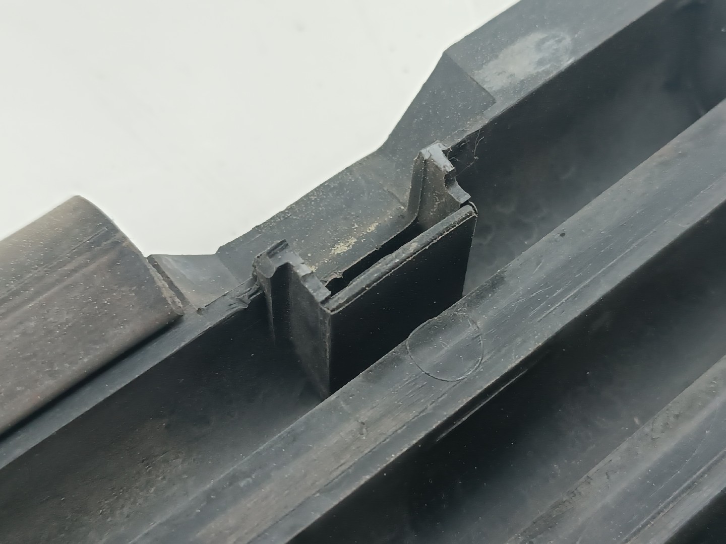 Grelha de para-choques SEAT IBIZA I (021A) | 84 - 93 Imagem-4