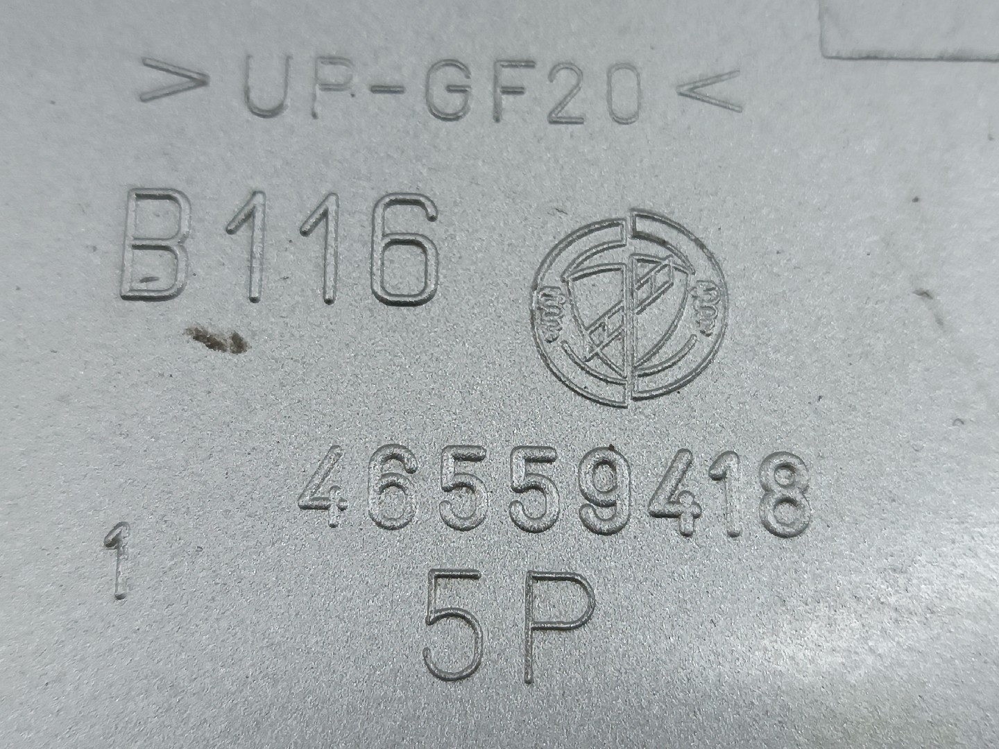 Tampa do deposito de combustível com tampão ALFA ROMEO 146 (930_) | 94 - 01 Imagem-1