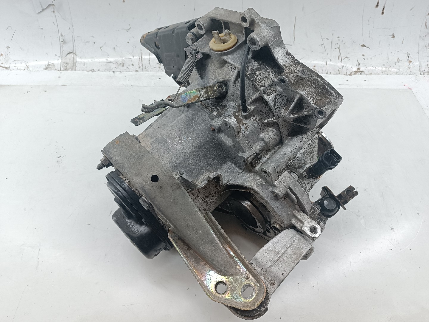 Caixa de Velocidades Manual VOLKSWAGEN VENTO (1H2) | 91 - 98