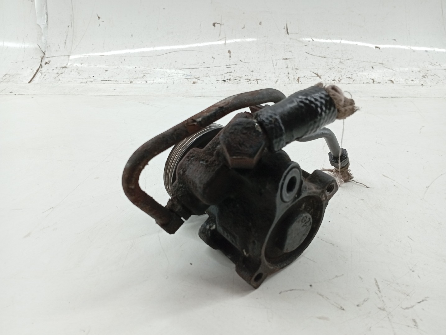 Bomba de direção FORD ESCORT VI Turnier (GAL, ANL) | 95 - 02 Imagem-3