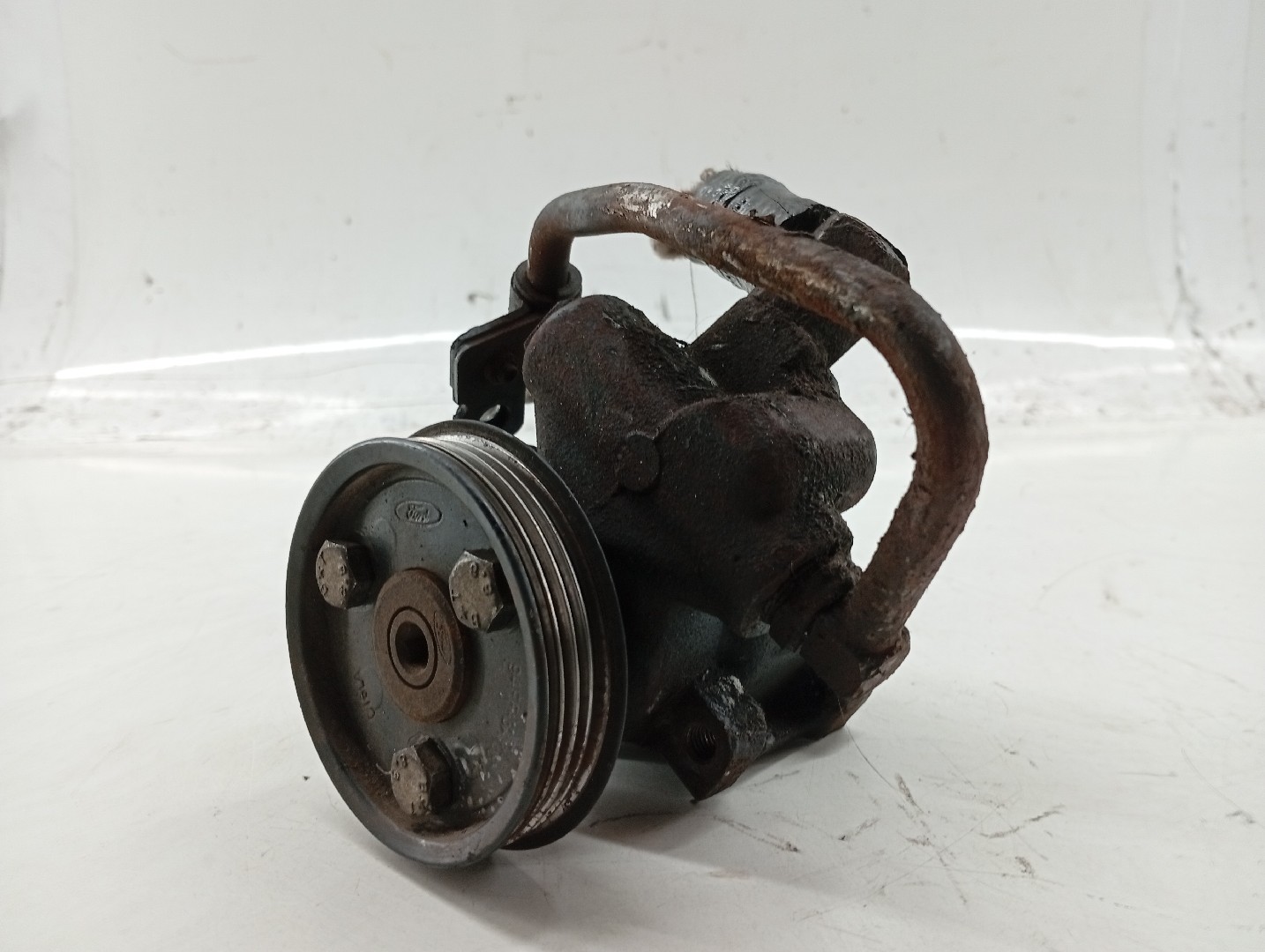 Bomba de direção FORD ESCORT VI Turnier (GAL, ANL) | 95 - 02 Imagem-2