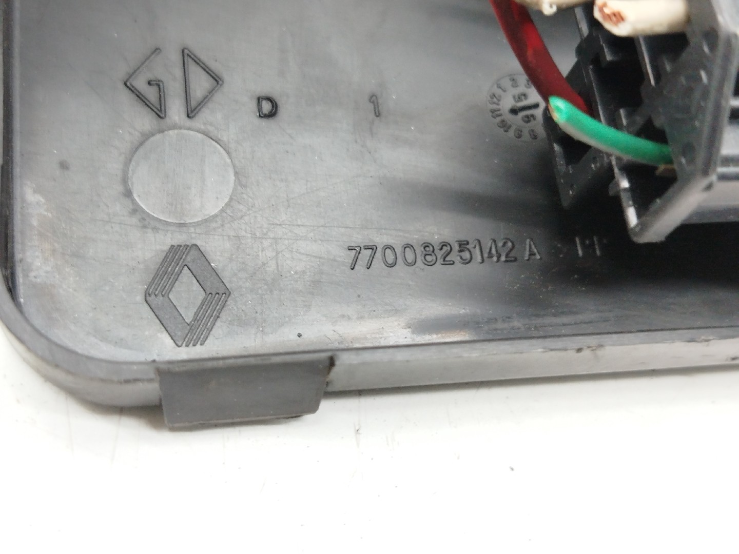 Tampa de caixa de fusiveis RENAULT CLIO I (B/C57_, 5/357_) | 90 - 98 Imagem-4