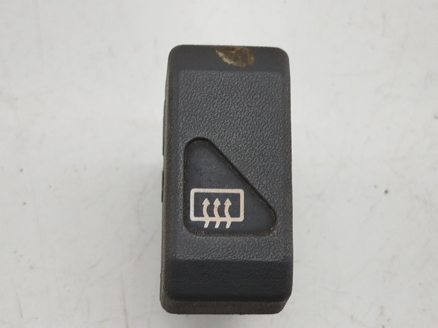 Botão desembaciador de vidro traseiro RENAULT CLIO I (B/C57_, 5/357_) | 90 - 98