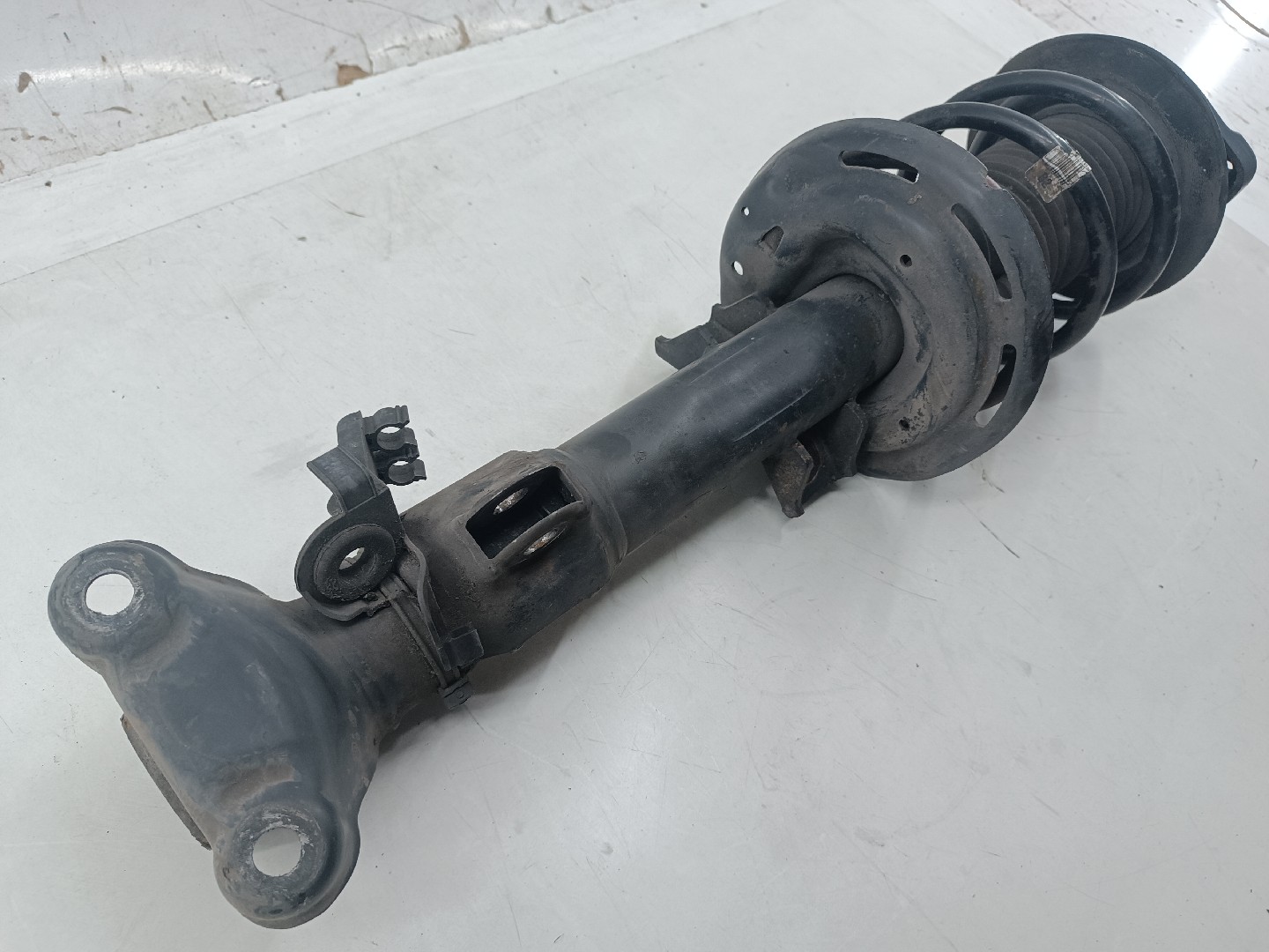 Amortecedor Dianteiro MERCEDES-BENZ C-CLASS (W204) | 07 - 15 Imagem-6