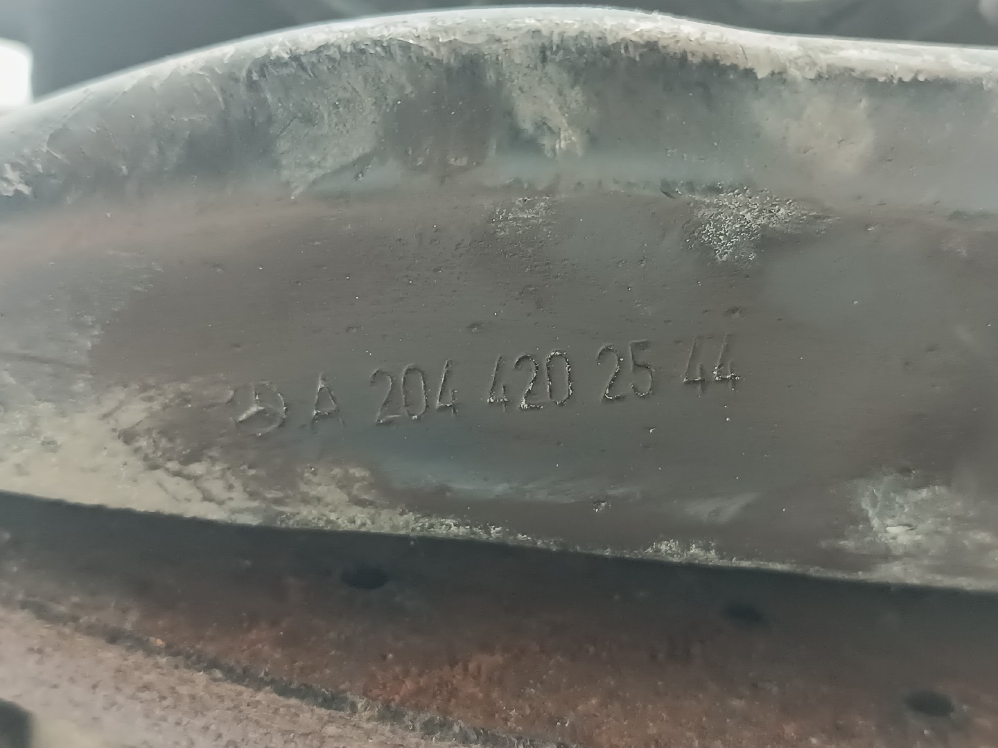 Manga de eixo frente esquerda MERCEDES-BENZ C-CLASS (W204) | 07 - 15 Imagem-3