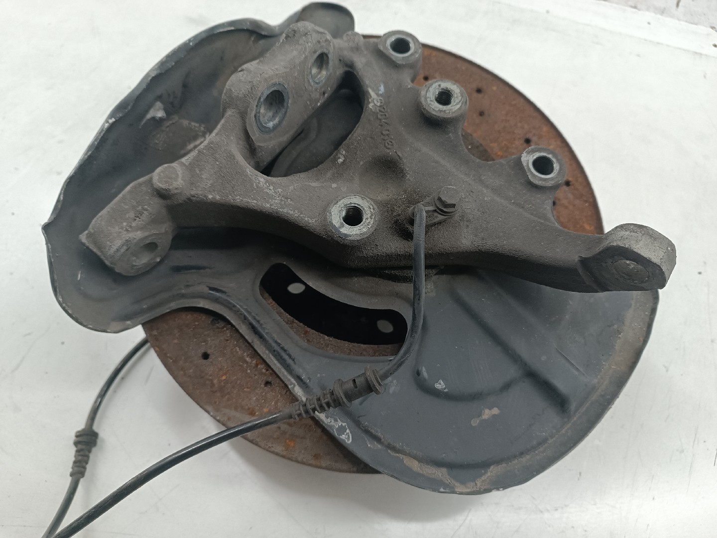 Manga de eixo frente esquerda MERCEDES-BENZ C-CLASS (W204) | 07 - 15 Imagem-1