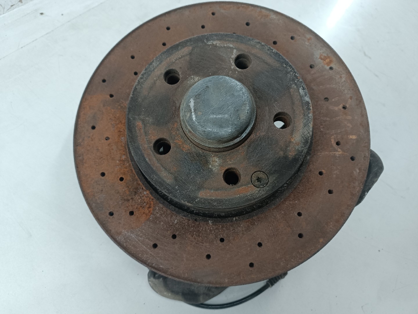 Manga de eixo frente esquerda MERCEDES-BENZ C-CLASS (W204) | 07 - 15 Imagem-6