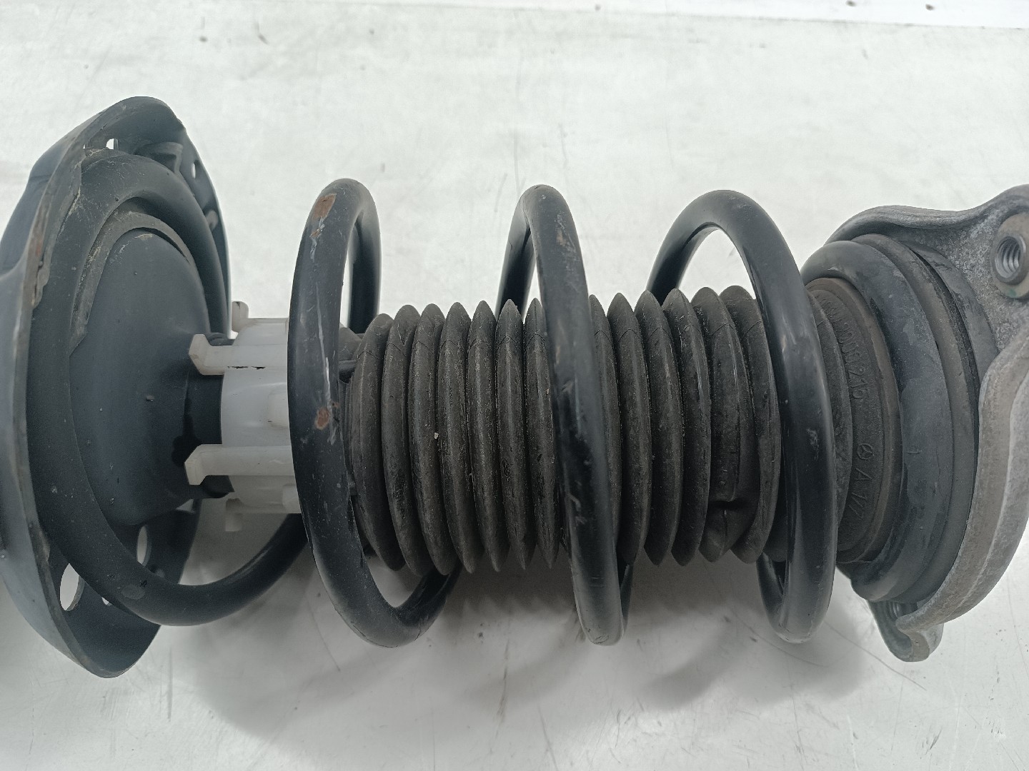 Amortecedor Dianteiro MERCEDES-BENZ CLA (C118) | 19 -  Imagem-1