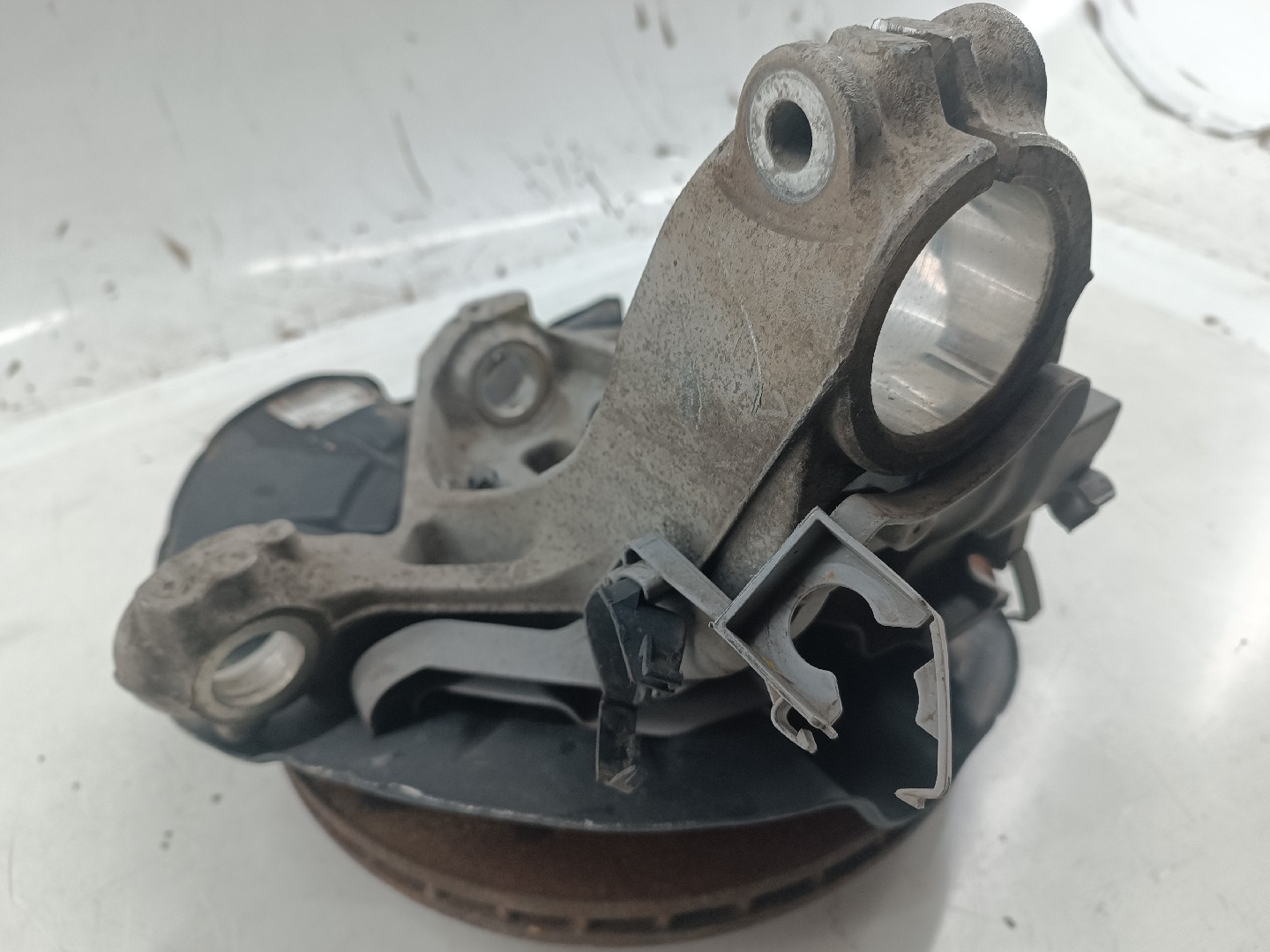 Manga de eixo frente direita MERCEDES-BENZ CLA (C118) | 19 -  Imagem-3