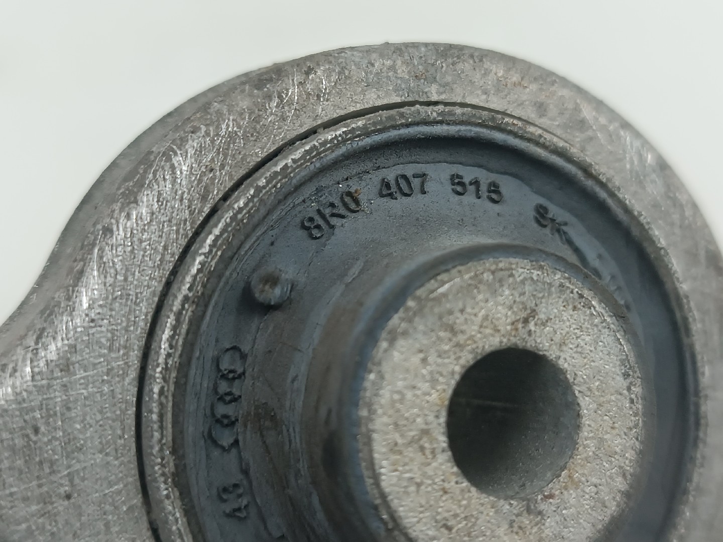 Braço de suspensão frente esquerdo AUDI Q5 (8RB) | 08 - 17 Imagem-2
