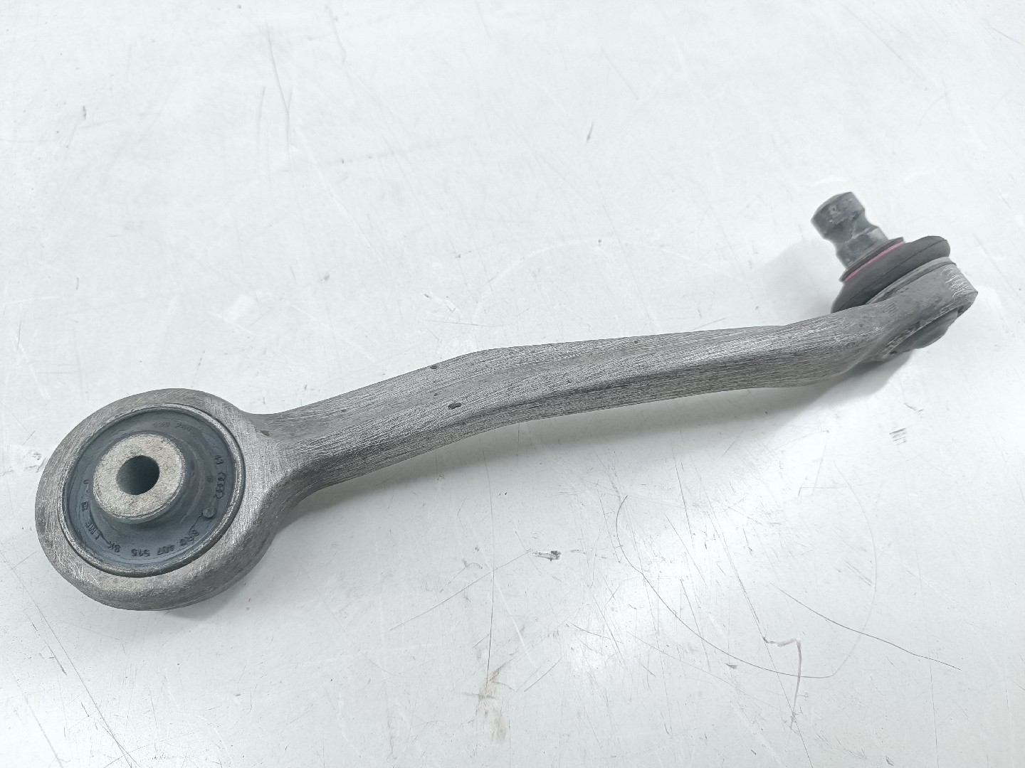 Braço de suspensão frente esquerdo AUDI Q5 (8RB) | 08 - 17