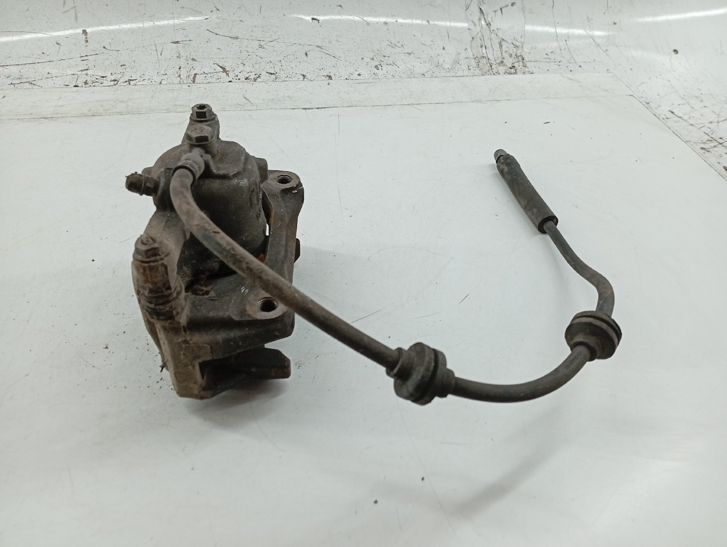 Pinça frente esquerda RENAULT MEGANE IV Hatchback (B9A/M/N_) | 15 -  Imagem-1