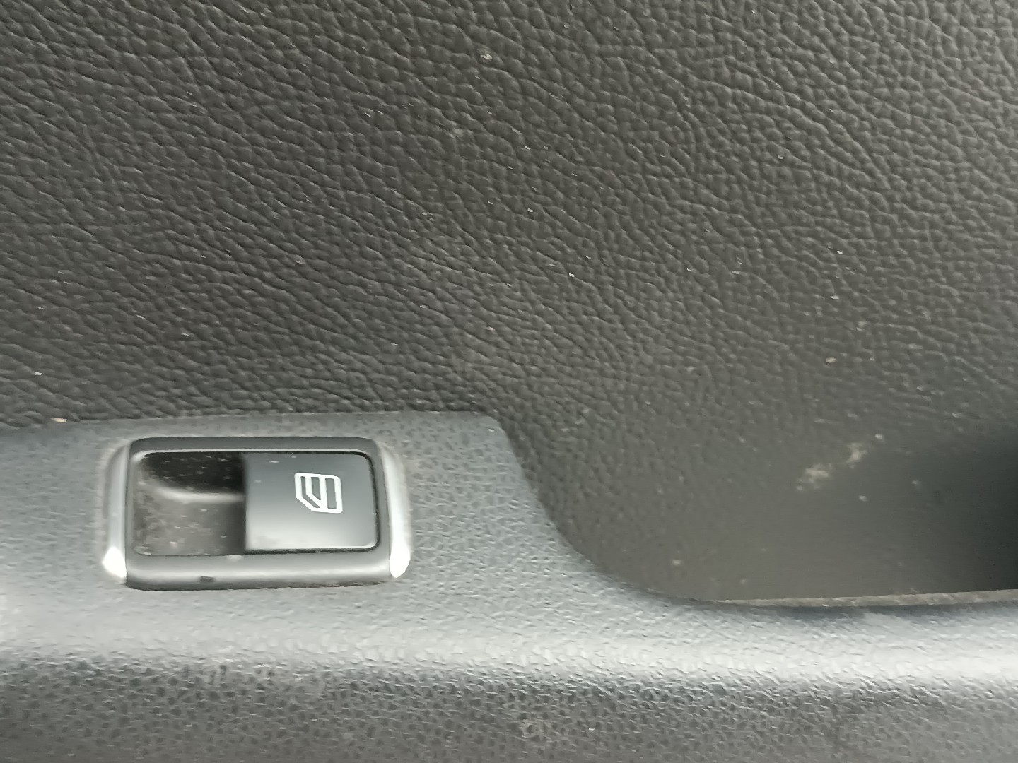 Quartela de porta trás direita MERCEDES-BENZ C-CLASS (W204) | 07 - 15 Imagem-10