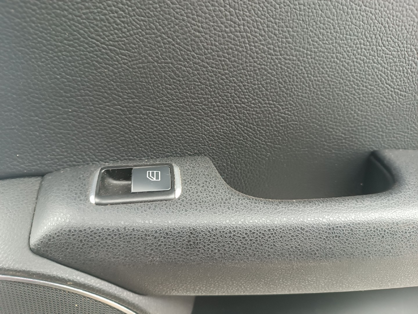 Quartela de porta trás direita MERCEDES-BENZ C-CLASS (W204) | 07 - 15 Imagem-11