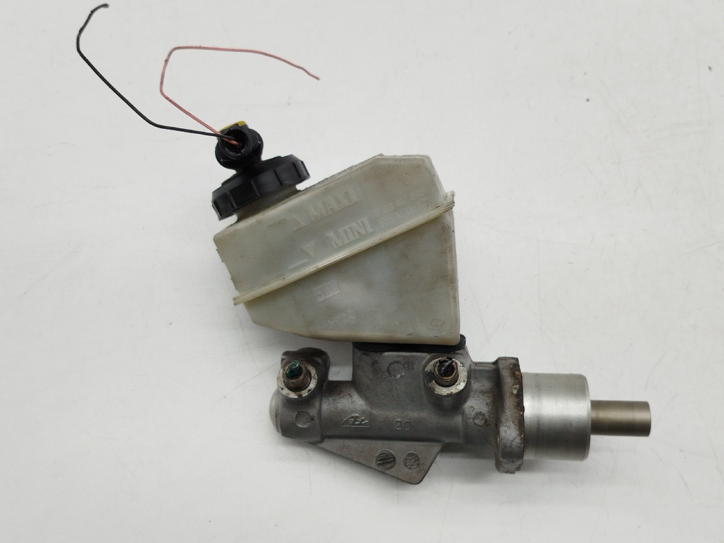 Bomba de Freno RENAULT CLIO II Caixa (SB0/1/2_) | 98 - 