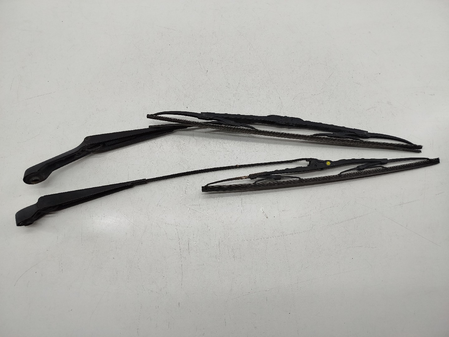 Braços das escovas frente RENAULT CLIO II Caixa (SB0/1/2_) | 98 - 