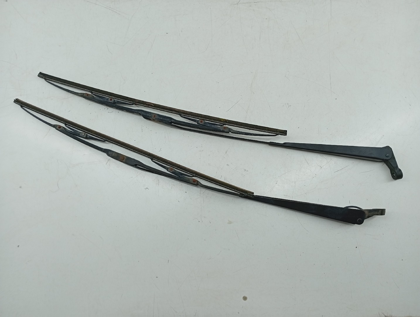 Escova Limpa Parabrisas FORD ESCORT CLASSIC Turnier (ANL) | 99 - 00