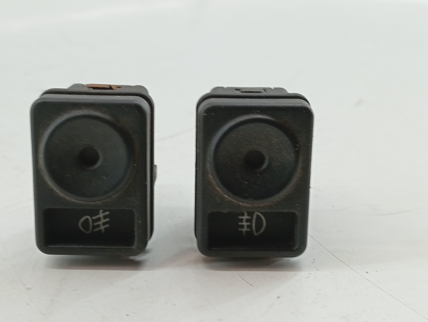 Botão de luz de nevoeiro FORD ESCORT CLASSIC Turnier (ANL) | 99 - 00