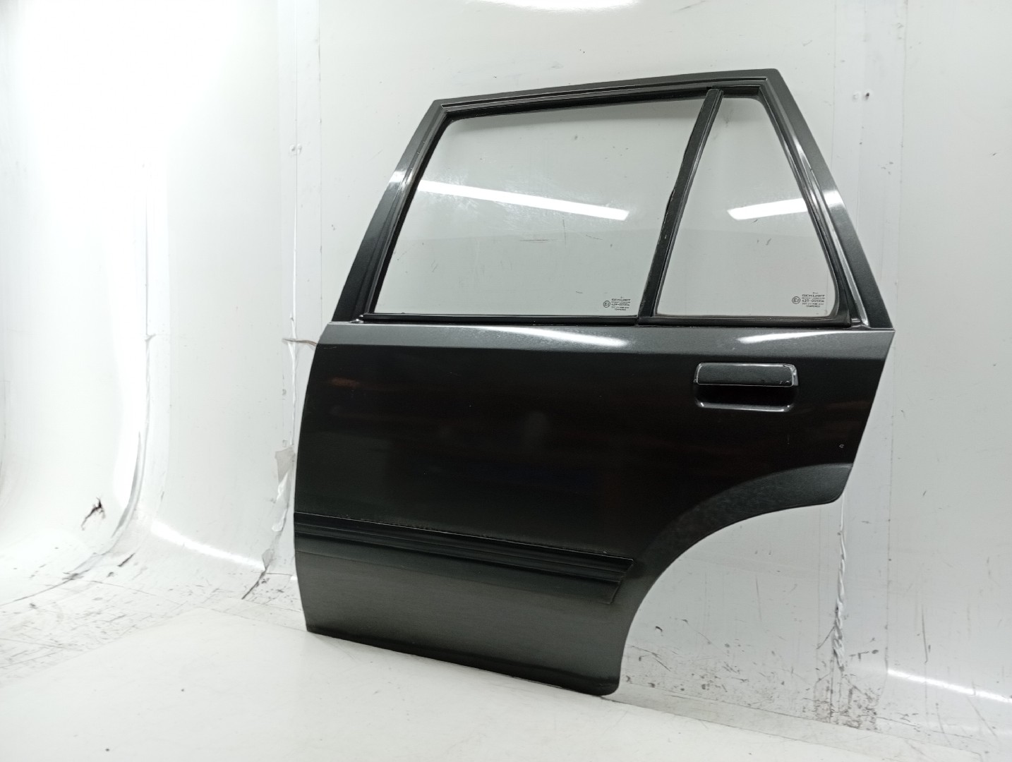 Puerta Trasera Izq OPEL CORSA A Hatchback (S83) | 82 - 93 Imagem-2