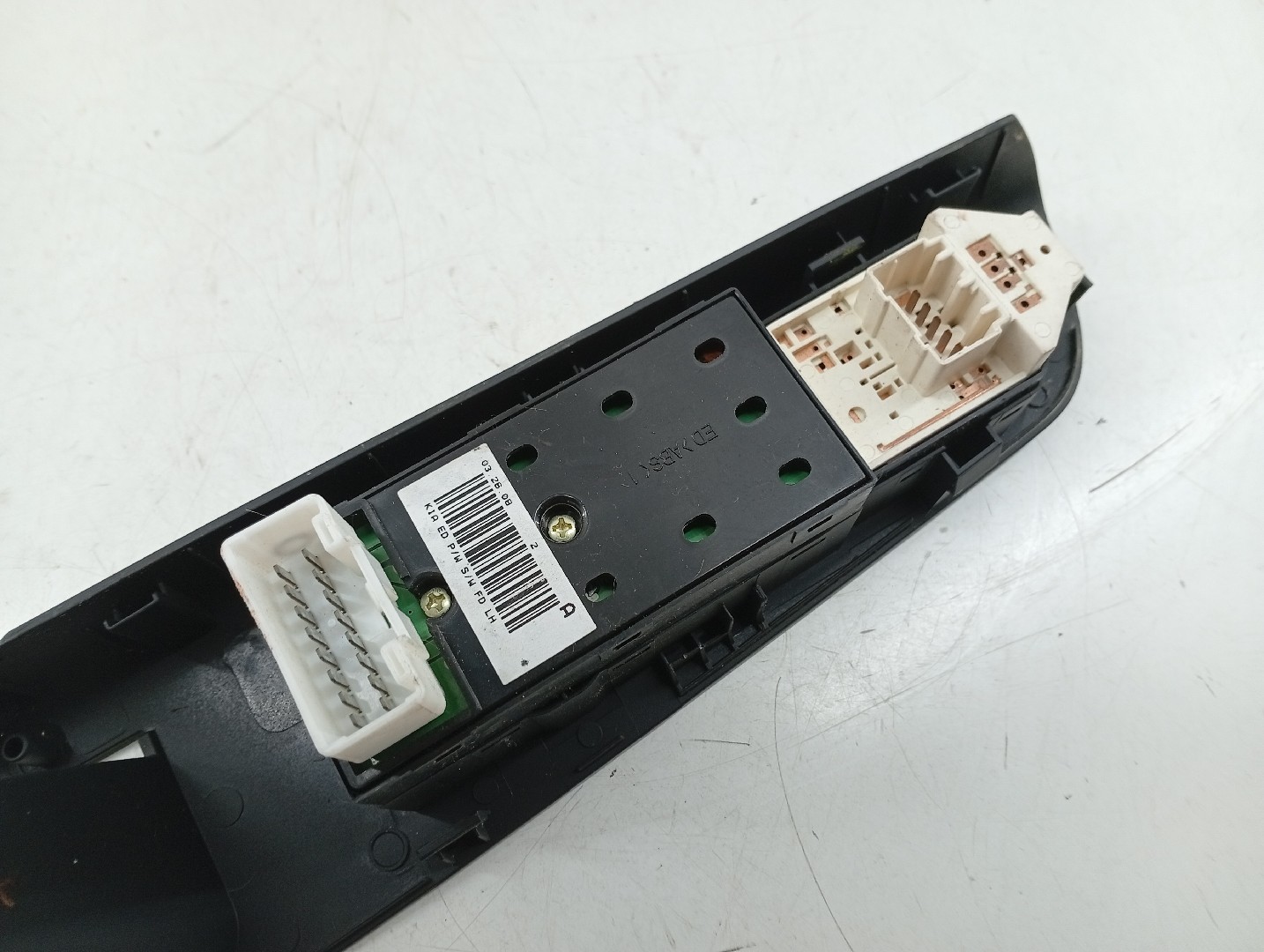 Comutador de vidro frente esquerdo KIA CEED SW (ED) | 07 - 12 Imagem-7