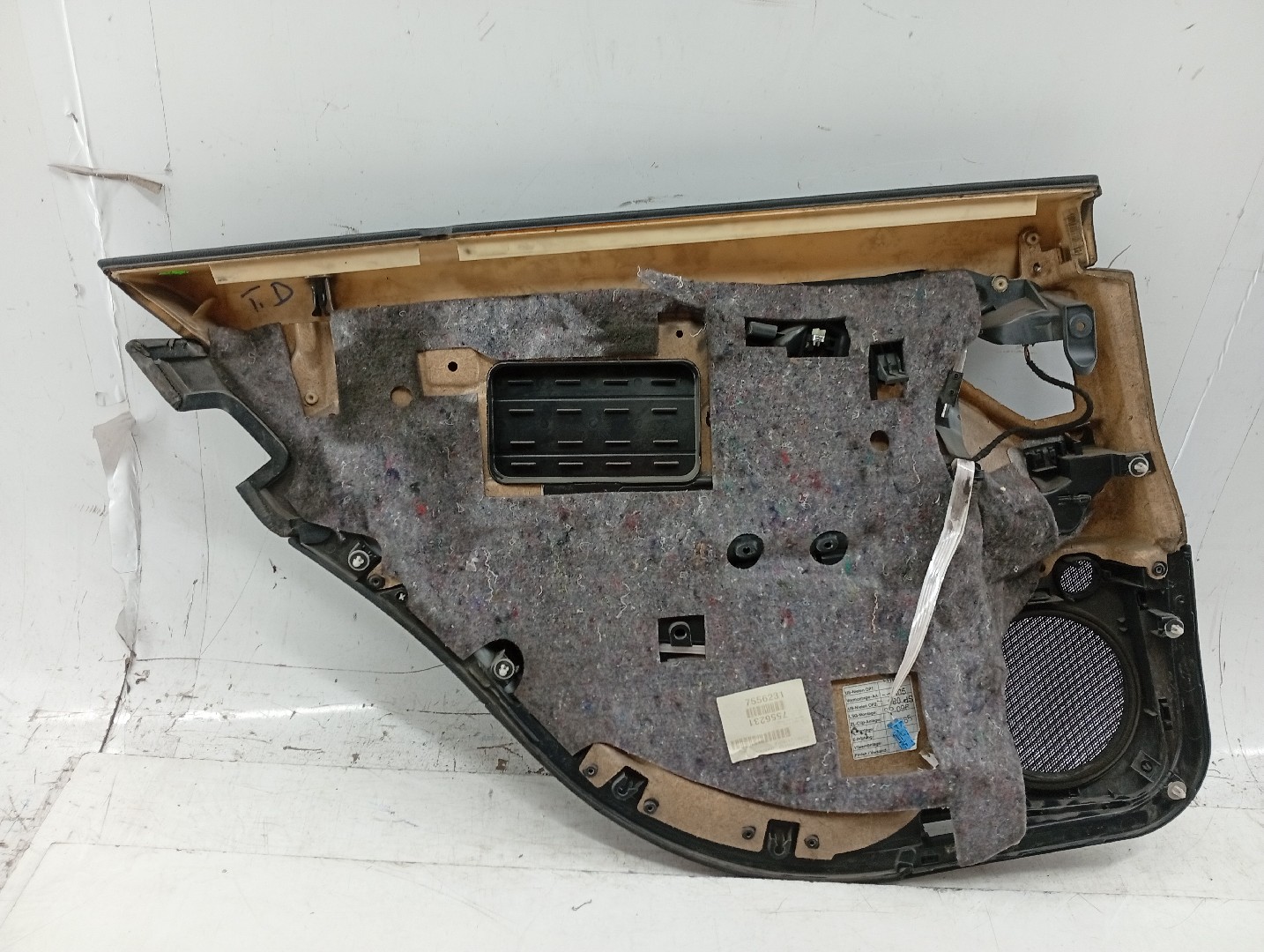 Quartela de porta trás direita MERCEDES-BENZ E-CLASS T-Model (S211) | 03 - 09