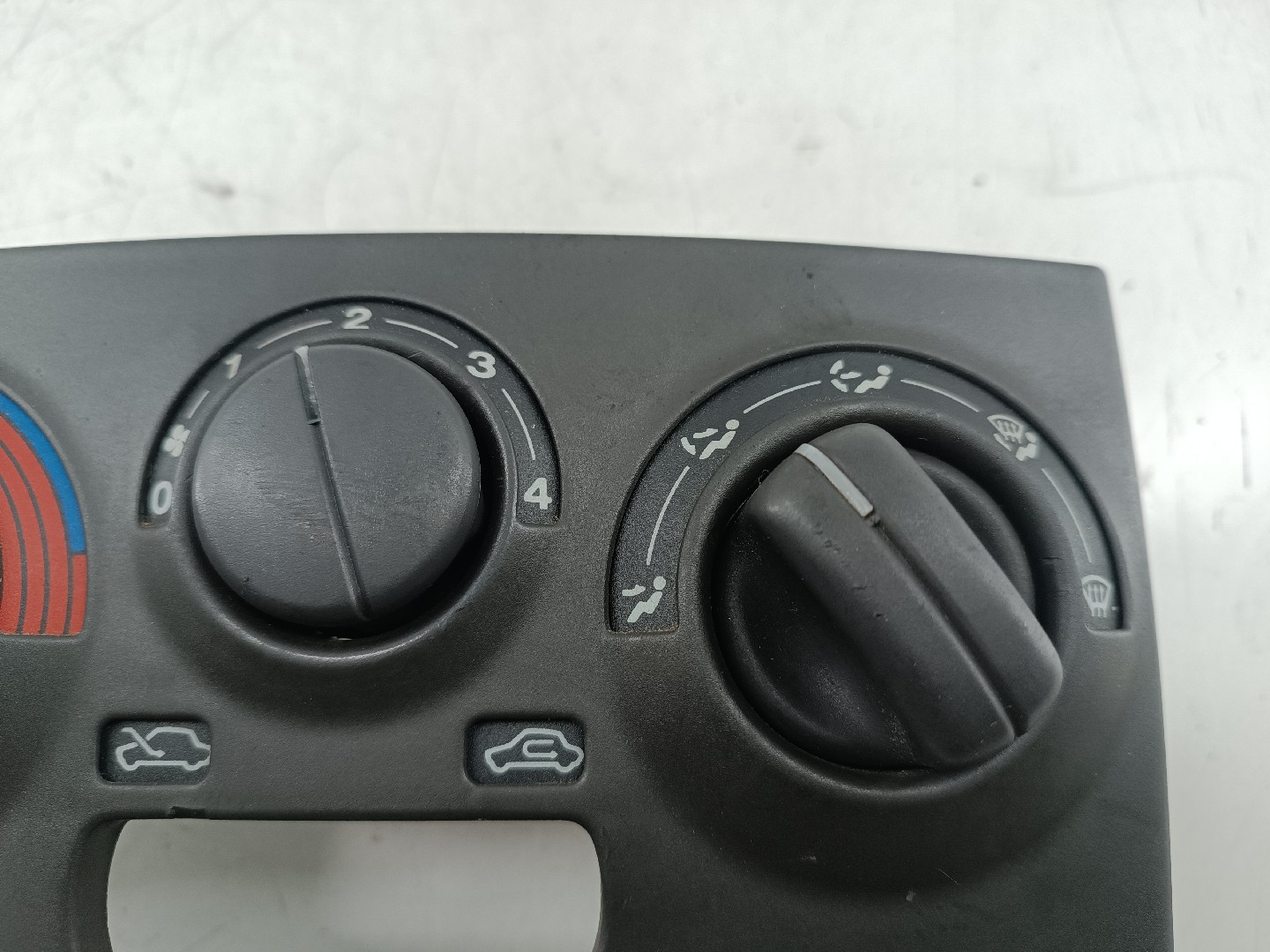 Comutador de Sofagem / Ar Condicionado FIAT PUNTO (176_) | 93 - 99 Imagem-4
