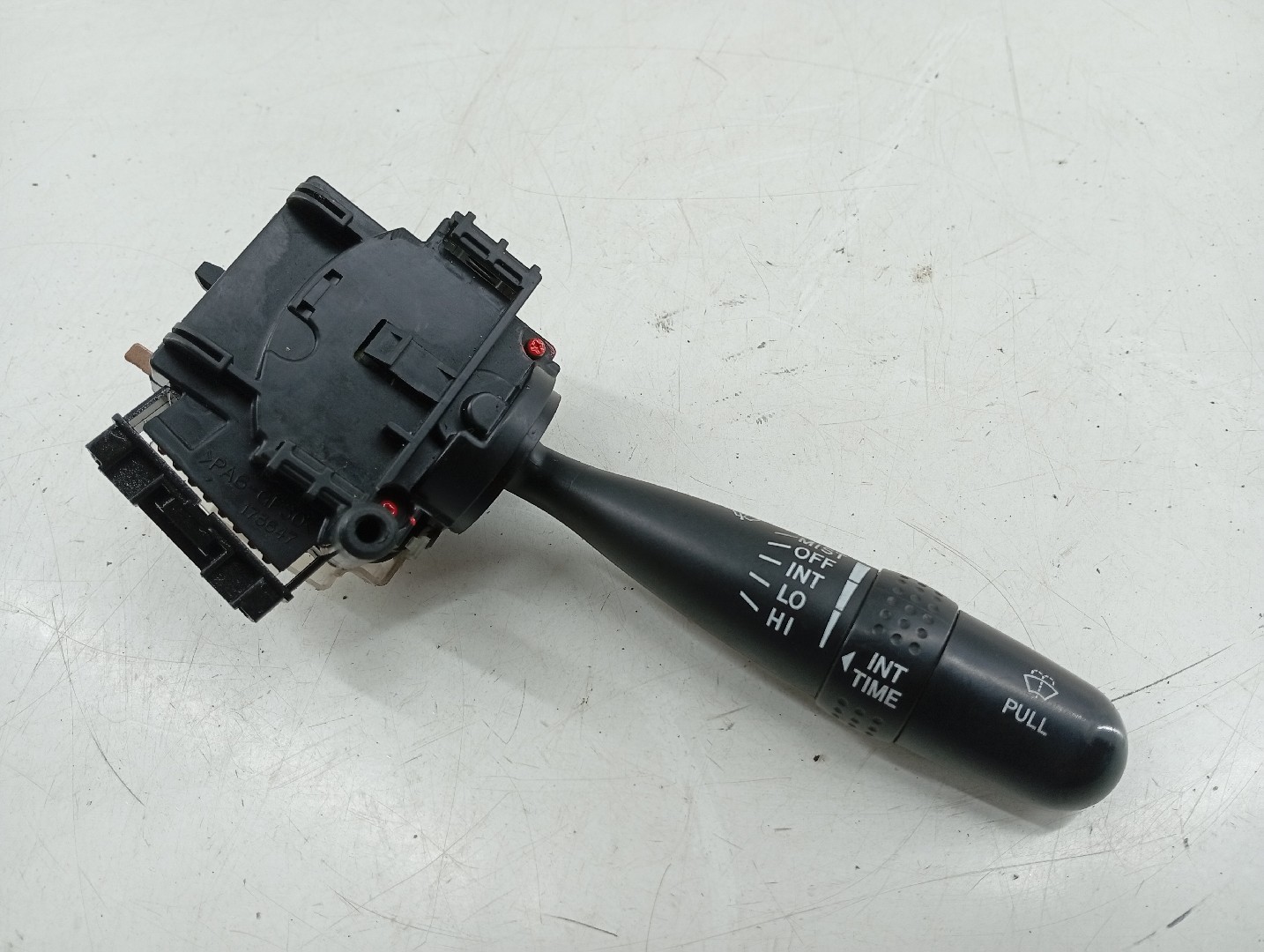 Comutador de limpa-para-brisas TOYOTA COROLLA (_E12_) | 01 - 07