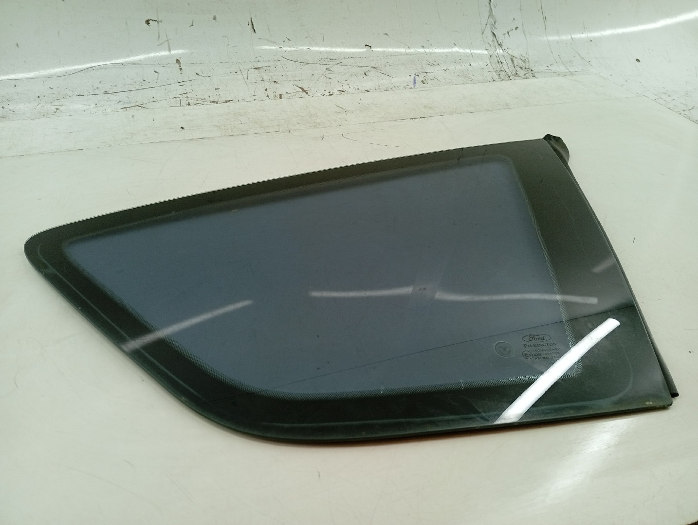 Vidro Painel Tras Direito FORD S-MAX (WA6) | 06 - 14 Imagem-1