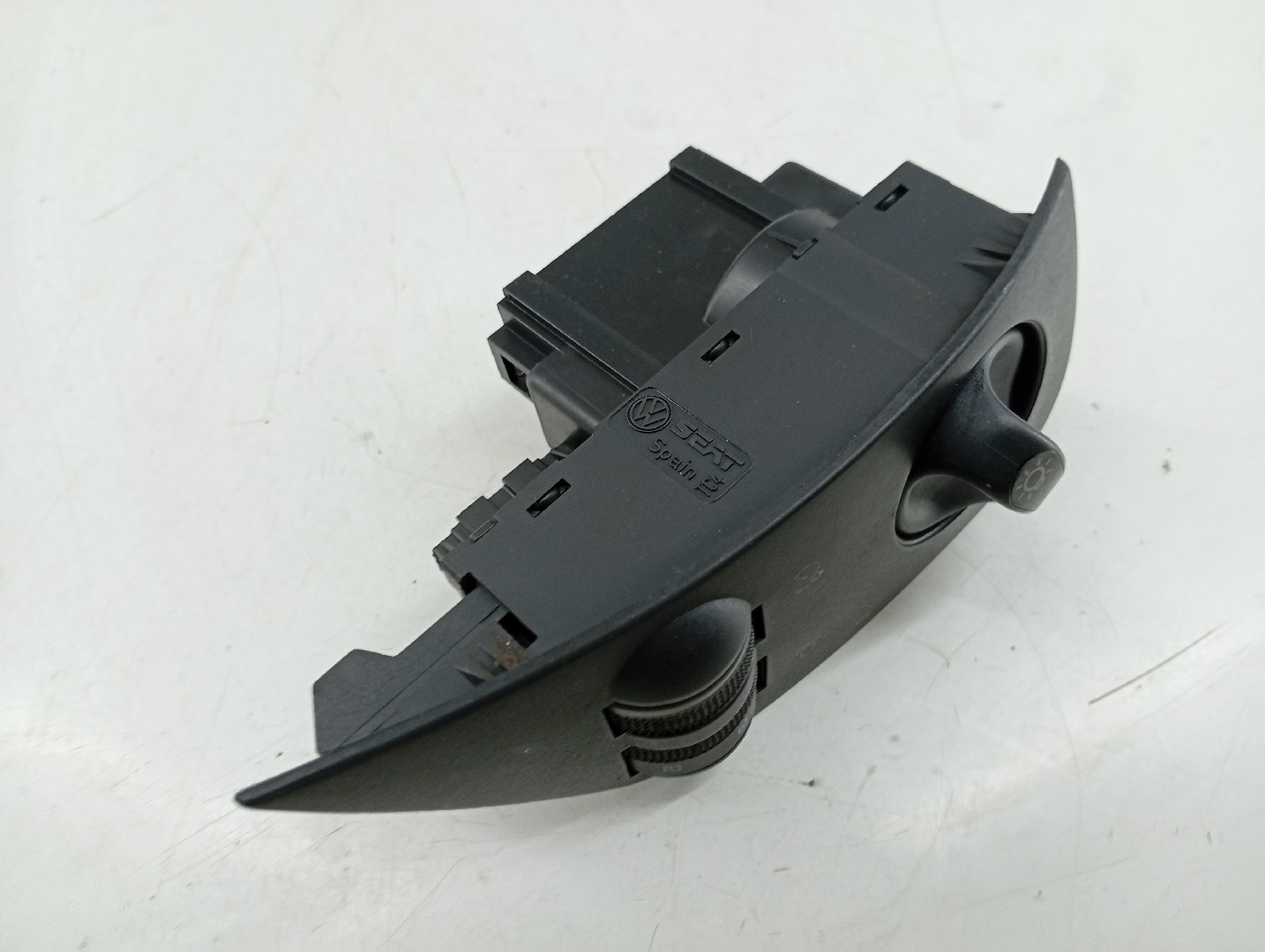 Regulador de luzes VOLKSWAGEN POLO (6N1) | 94 - 99 Imagem-3