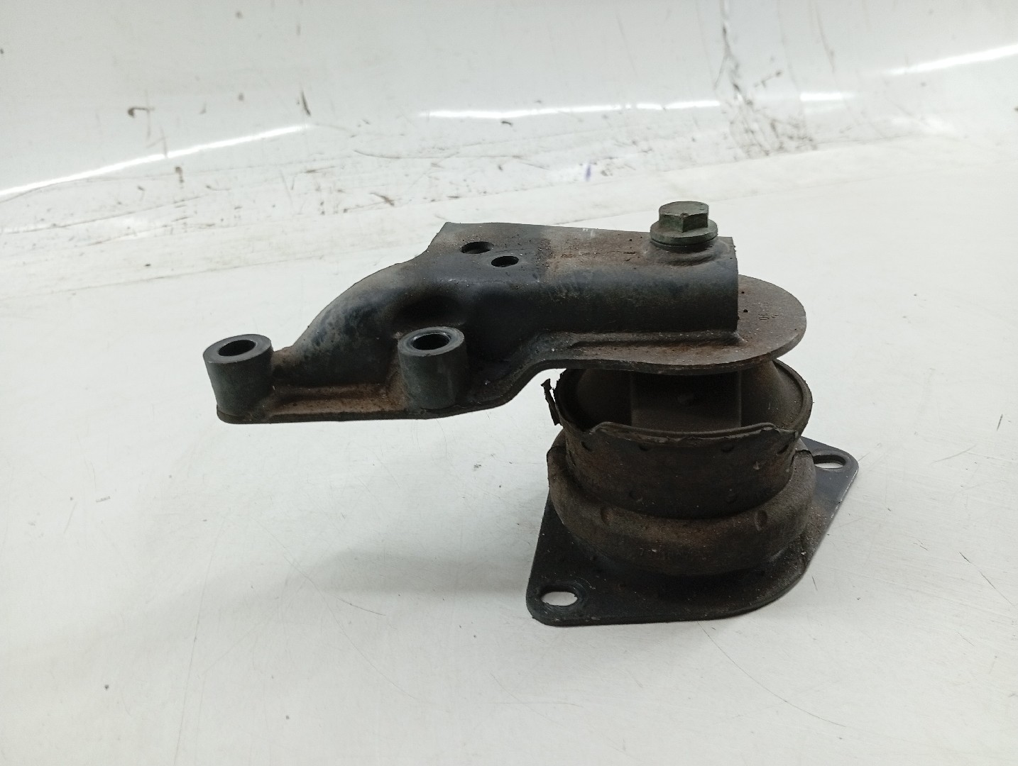 Apoio de motor VOLKSWAGEN POLO (6N1) | 94 - 99 Imagem-1