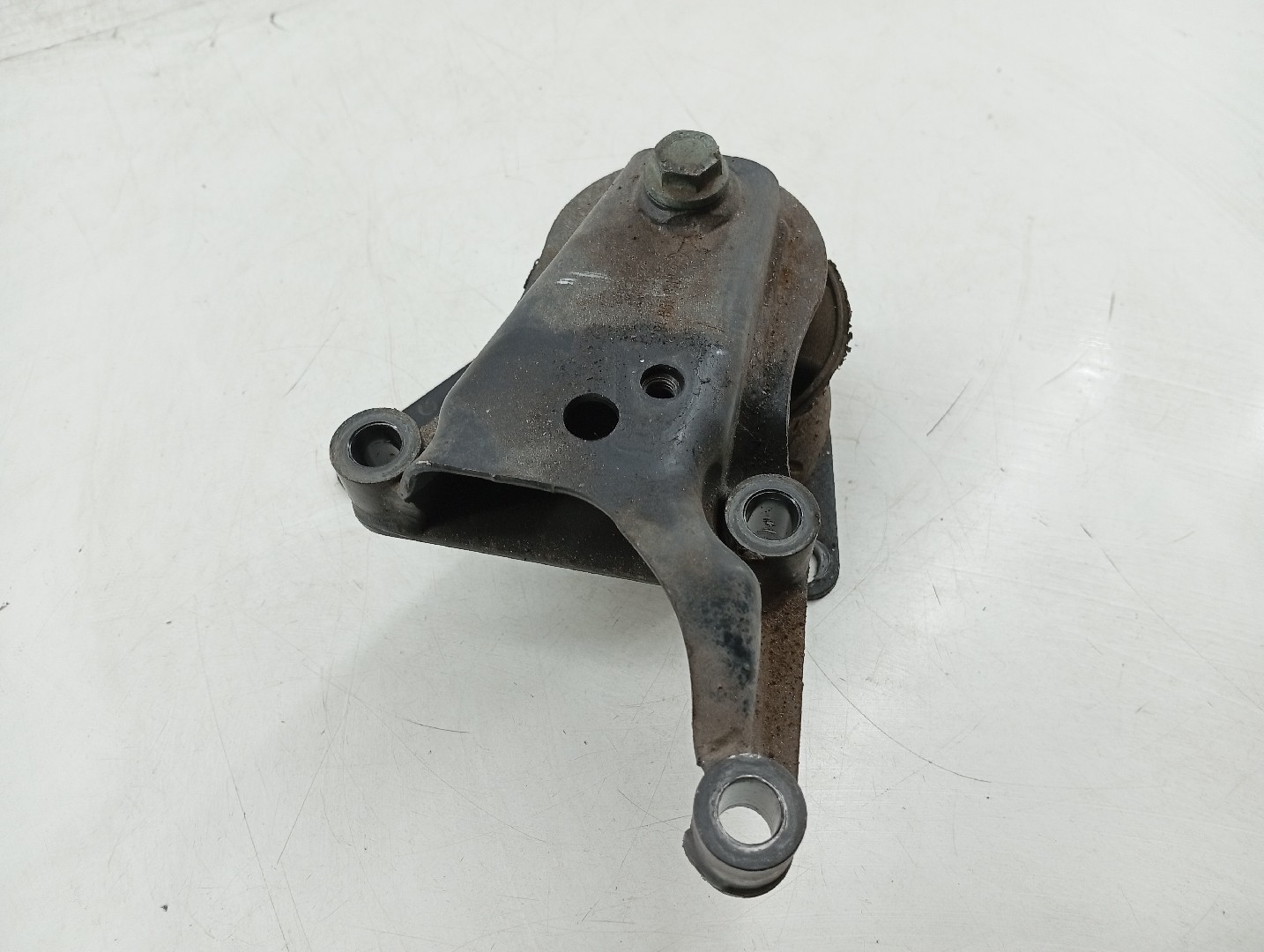 Apoio de motor VOLKSWAGEN POLO (6N1) | 94 - 99