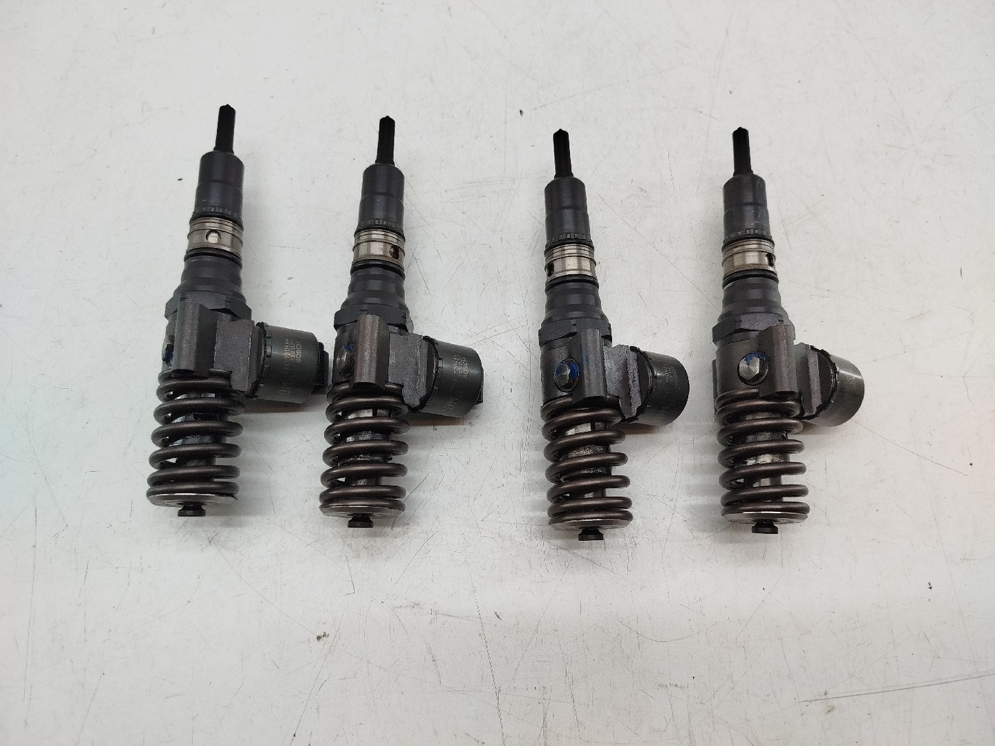 injector VOLKSWAGEN PASSAT (3B3) | 00 - 05
