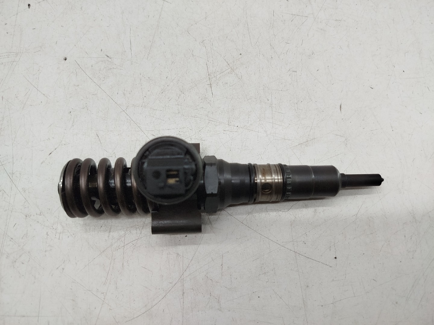 injector VOLKSWAGEN PASSAT (3B3) | 00 - 05 Imagem-4