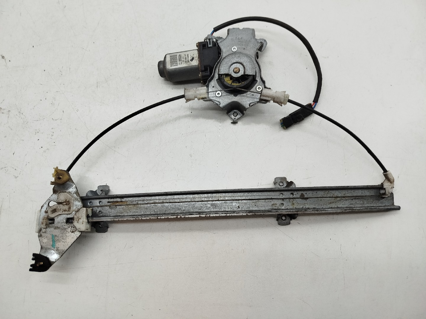 Motor e elevador de vidro frente direito NISSAN PRIMERA 