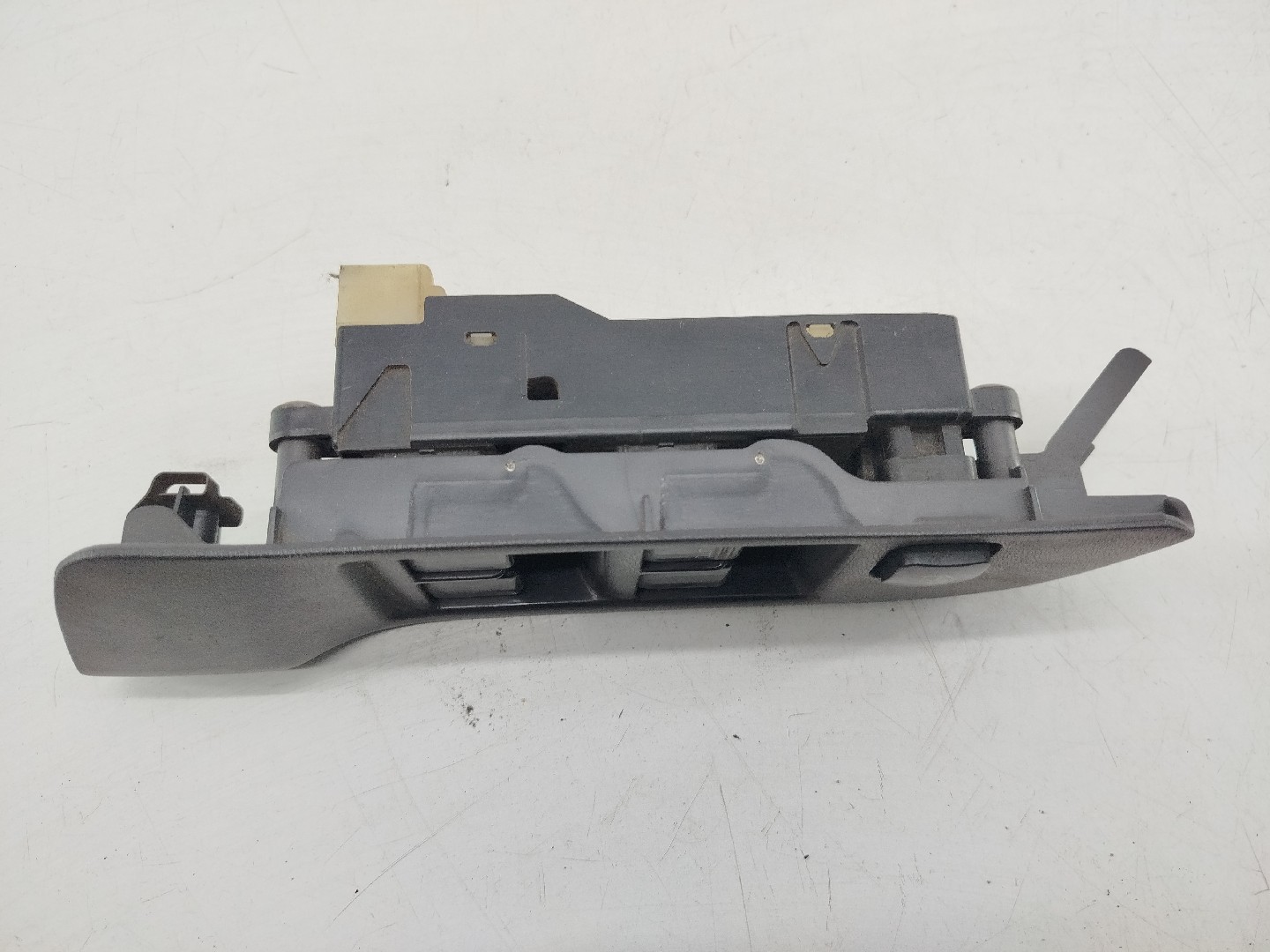 Comutador de vidro frente esquerdo NISSAN PRIMERA (P11) | 96 - 01 Imagem-3