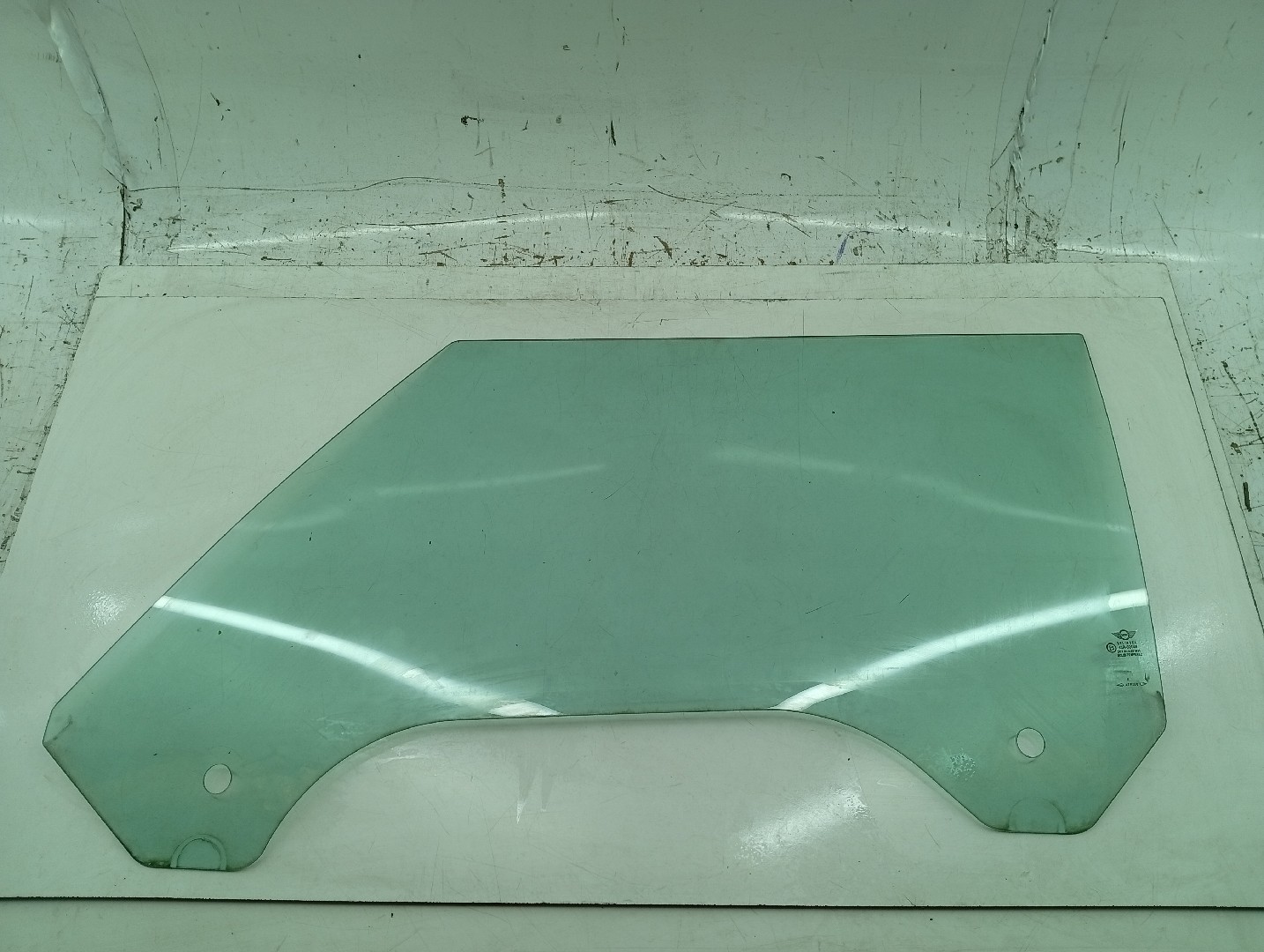 Vidro Porta Frente Esquerdo MINI MINI (R50, R53) | 01 - 06