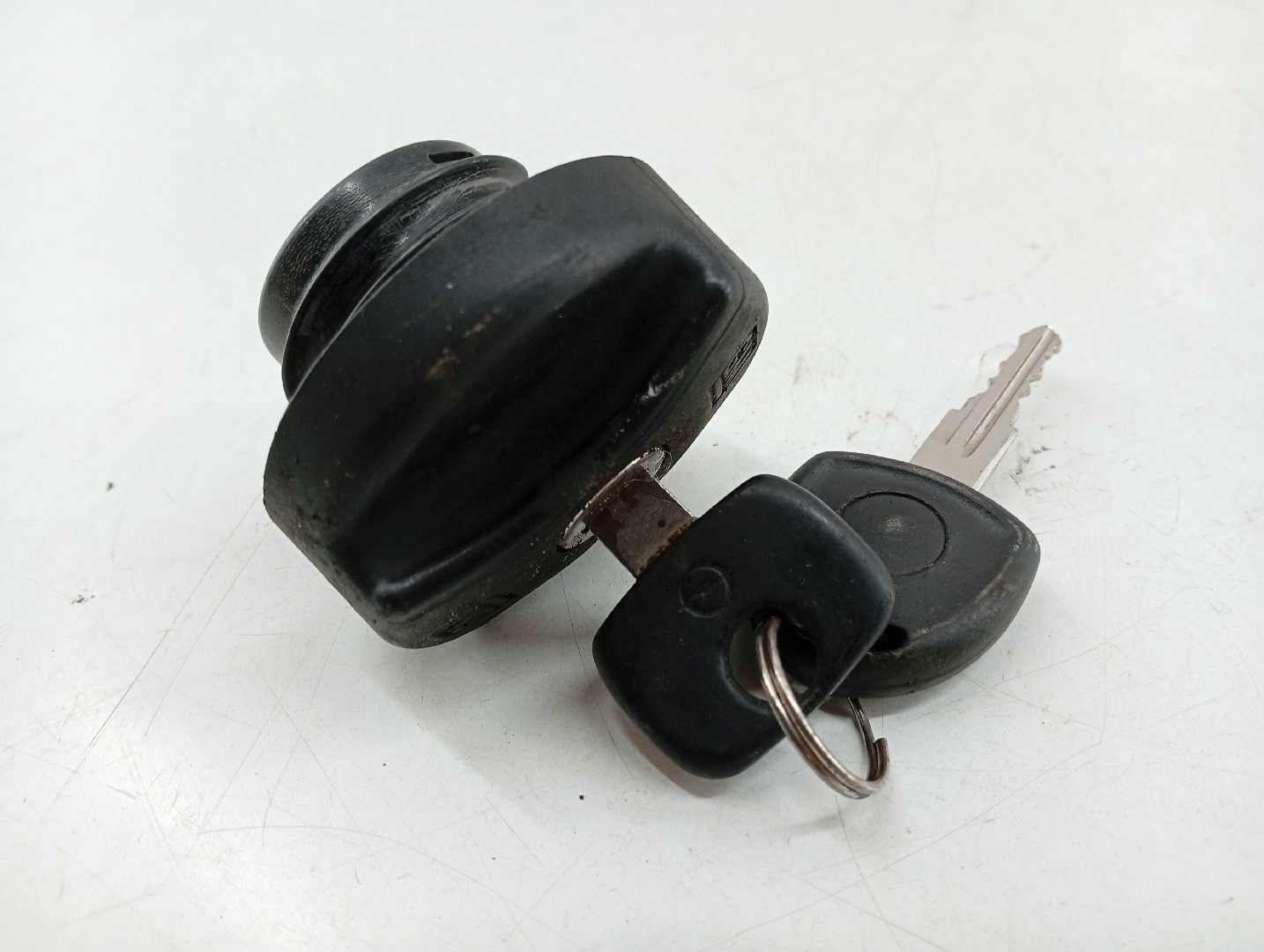 Tampa Da Bomba De Combustivel OPEL CORSA B (S93) | 93 - 02 Imagem-2