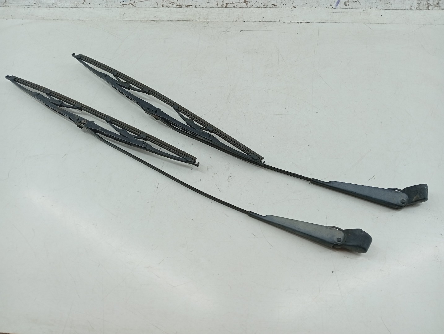 Astes/Escova Limpa Conjunto (2) OPEL CORSA B (S93) | 93 - 02 Imagem-2