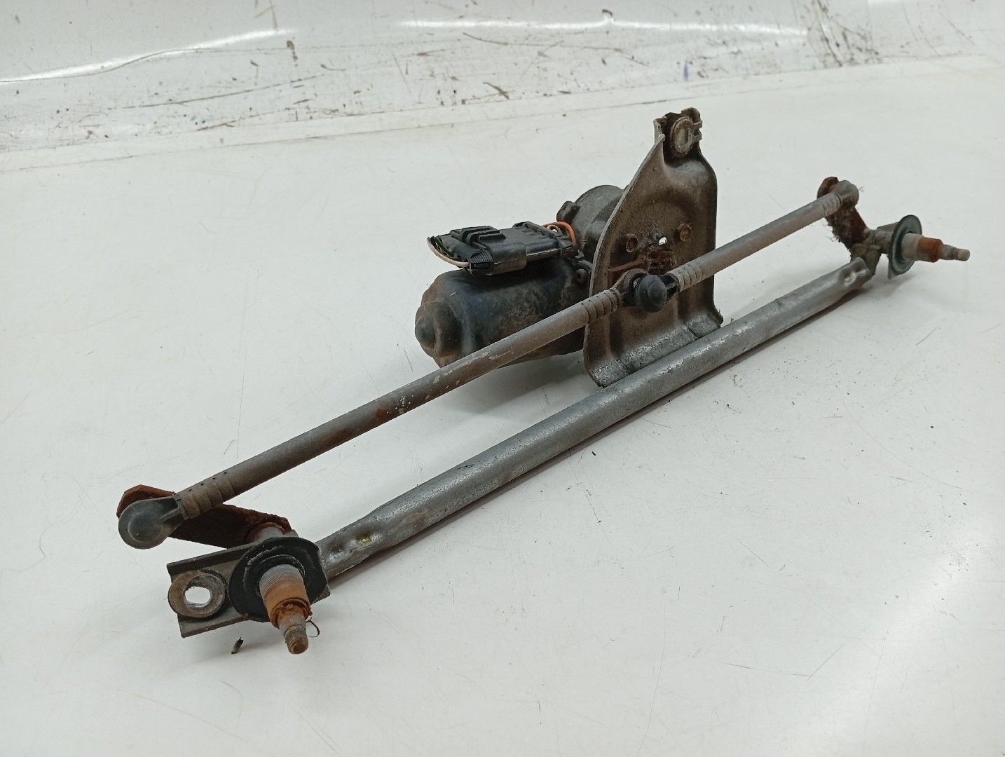 Motor Limpa Vidro Frente OPEL CORSA B (S93) | 93 - 02 Imagem-2