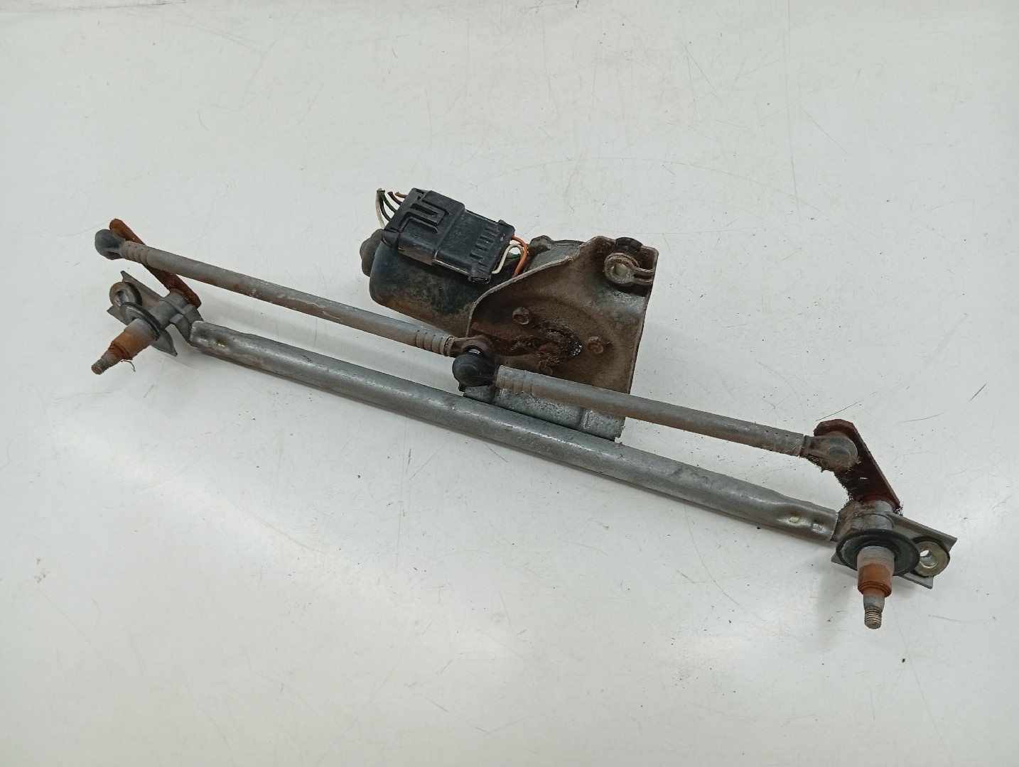 Motor Limpa Vidro Frente OPEL CORSA B (S93) | 93 - 02 Imagem-5