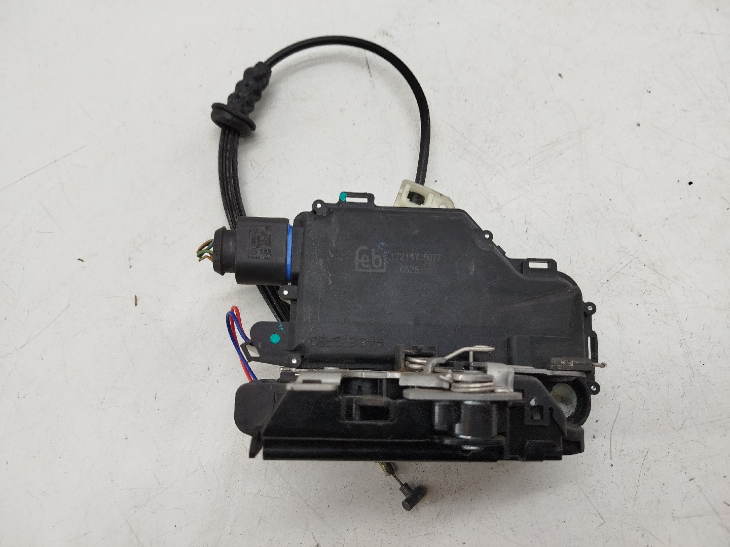 Fecho da Porta Frente Esquerdo SKODA FABIA I Combi (6Y5) | 00 - 07